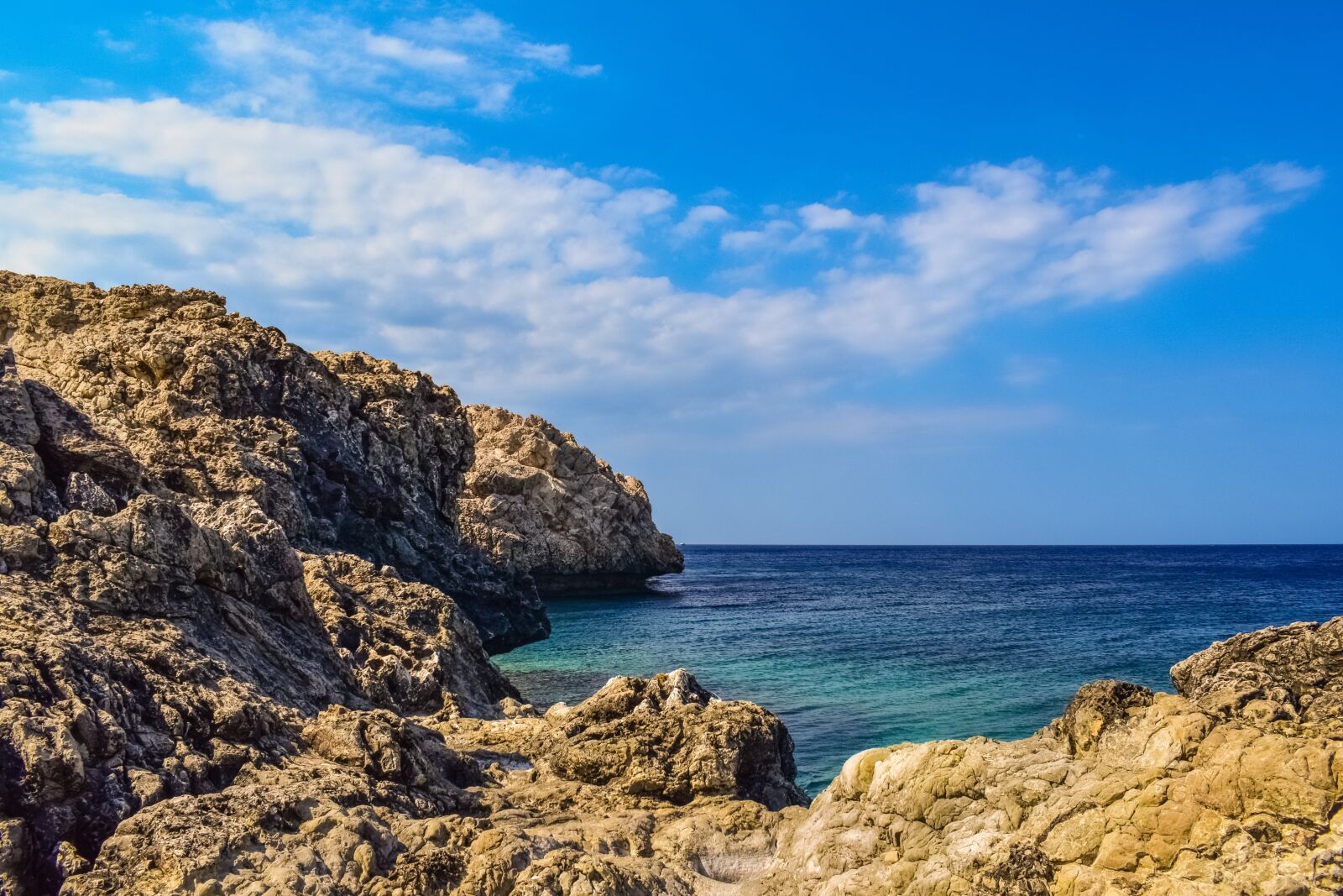 Nikon D3300 sample photo. Cliff, rocky coast, erosion photography