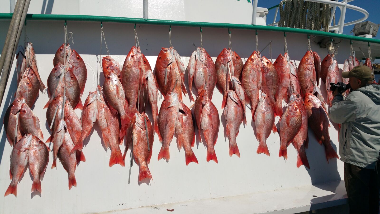 Samsung Galaxy Note4 sample photo. Party, fishing, boat photography