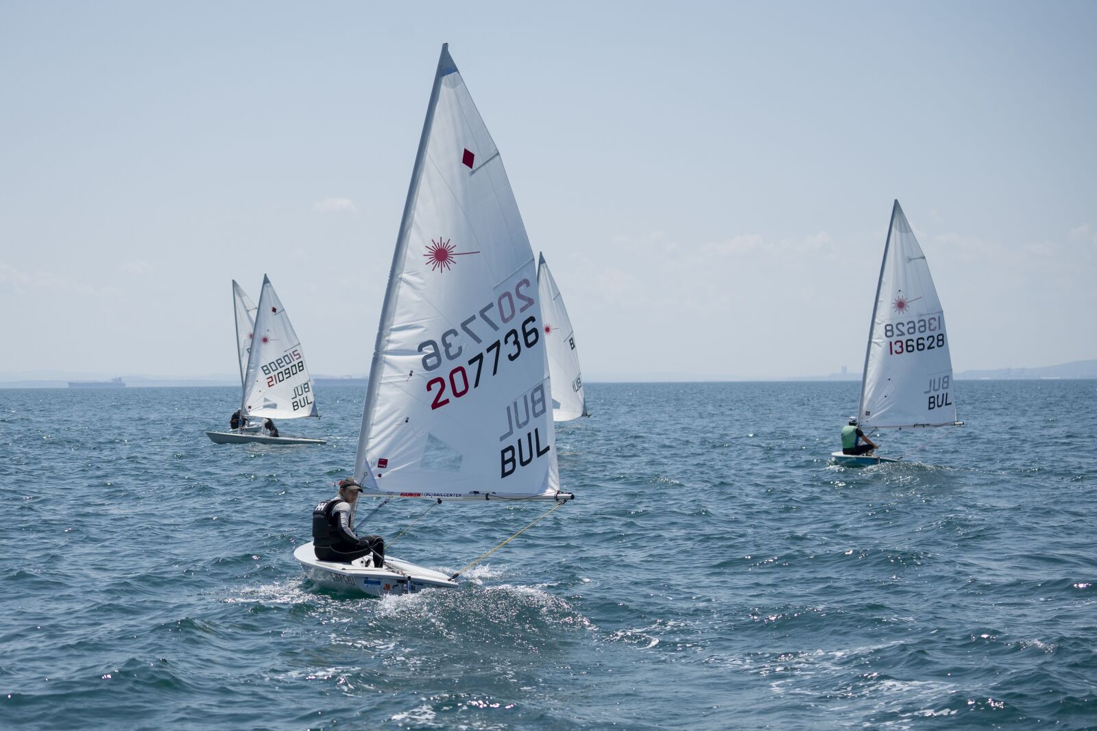 Sony a7 II + Sony FE 70-200mm F4 G OSS sample photo. Regatta, sailing, yacht photography