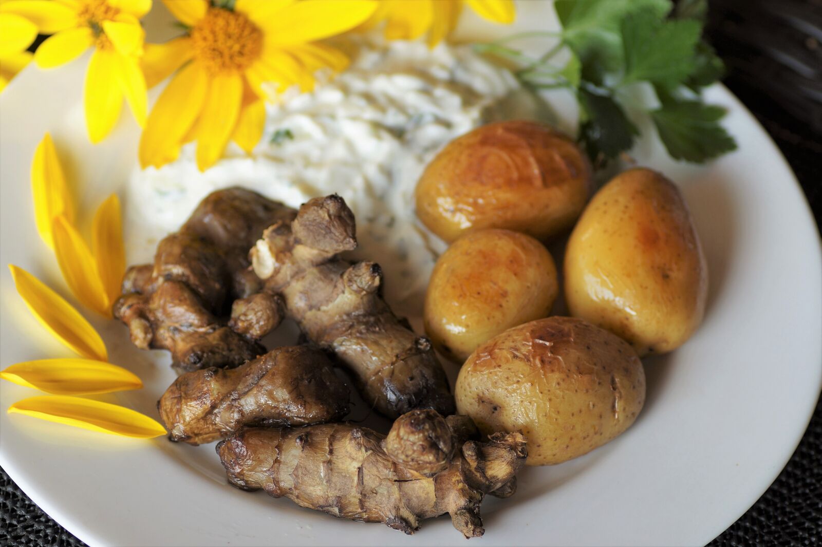 Sony SLT-A58 sample photo. Jerusalem artichoke, superfood, superpotravina photography