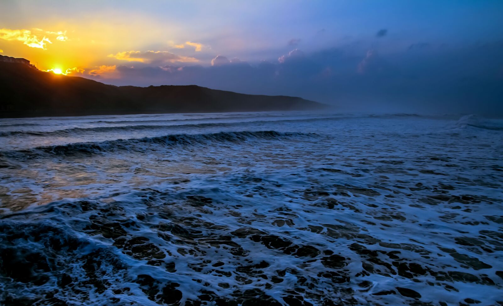 Canon EOS 7D + Canon EF 17-40mm F4L USM sample photo. Sunset, ocean, sea photography