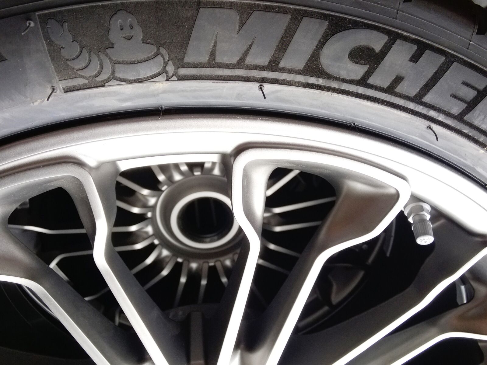 Nokia Lumia 830 sample photo. Mature, rim, porsche photography