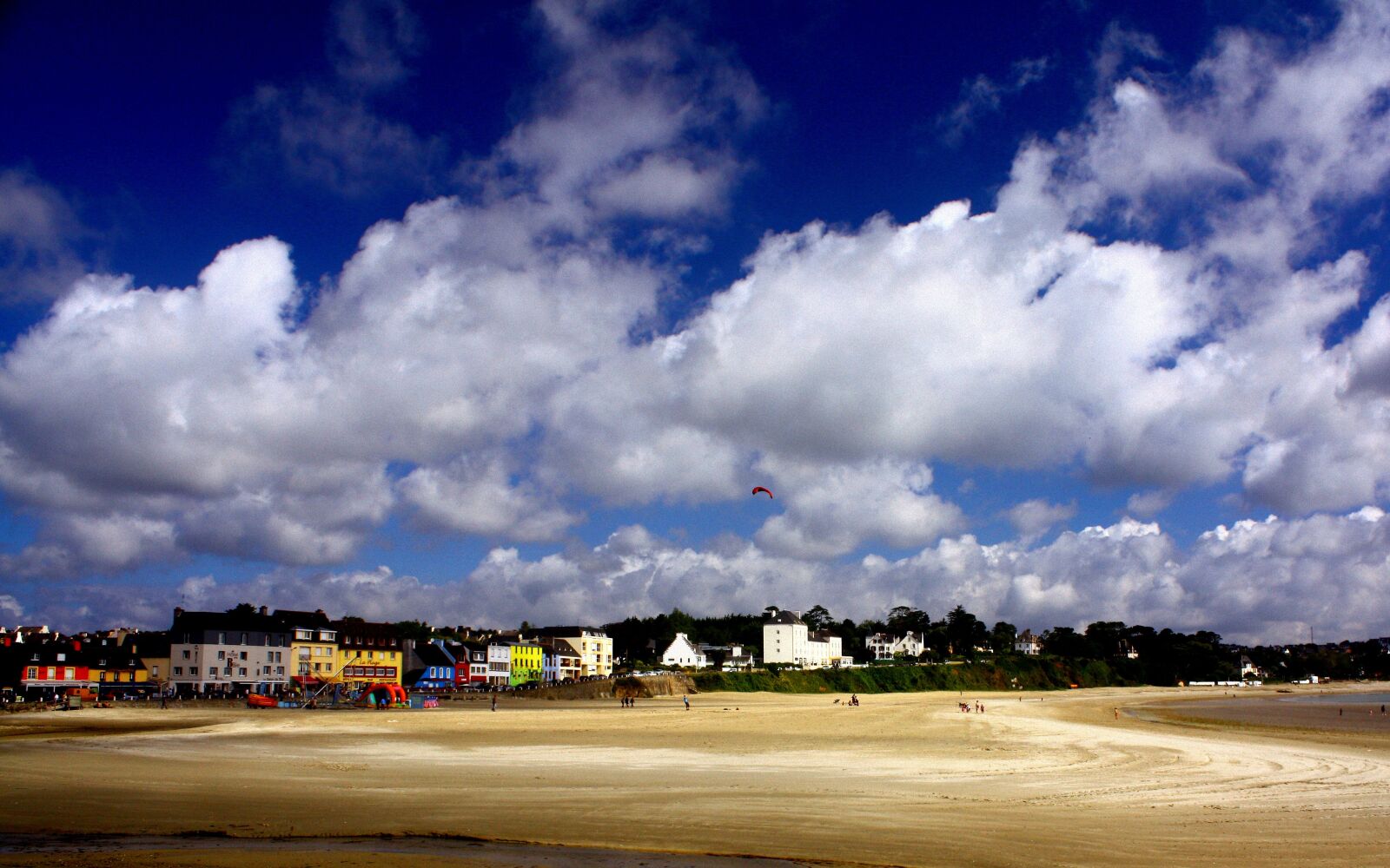 Canon EOS 450D (EOS Rebel XSi / EOS Kiss X2) sample photo. Bretagne, beach, sky photography