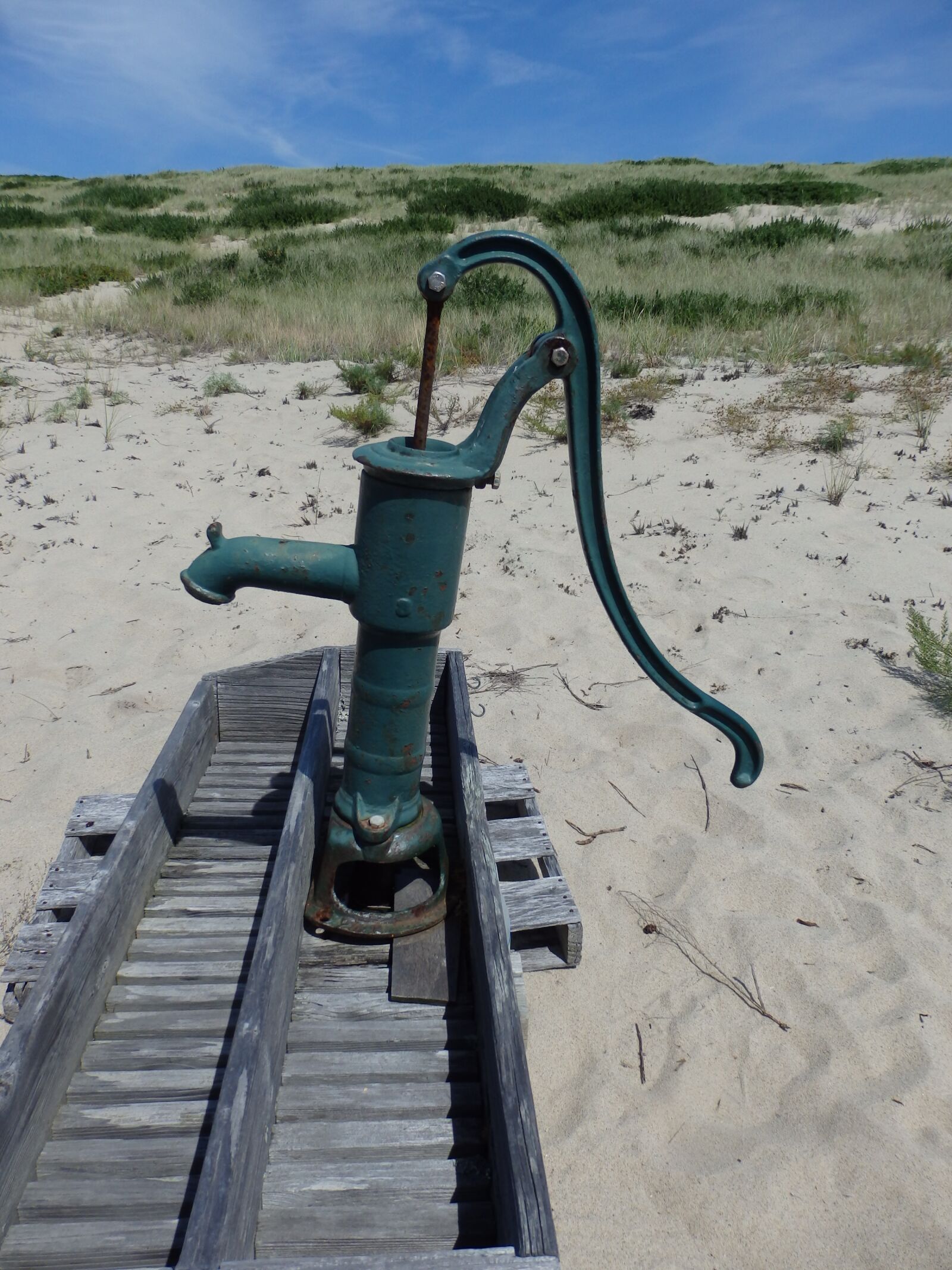 Olympus SZ-16,DZ-105 sample photo. Pump, plumbing, water pump photography