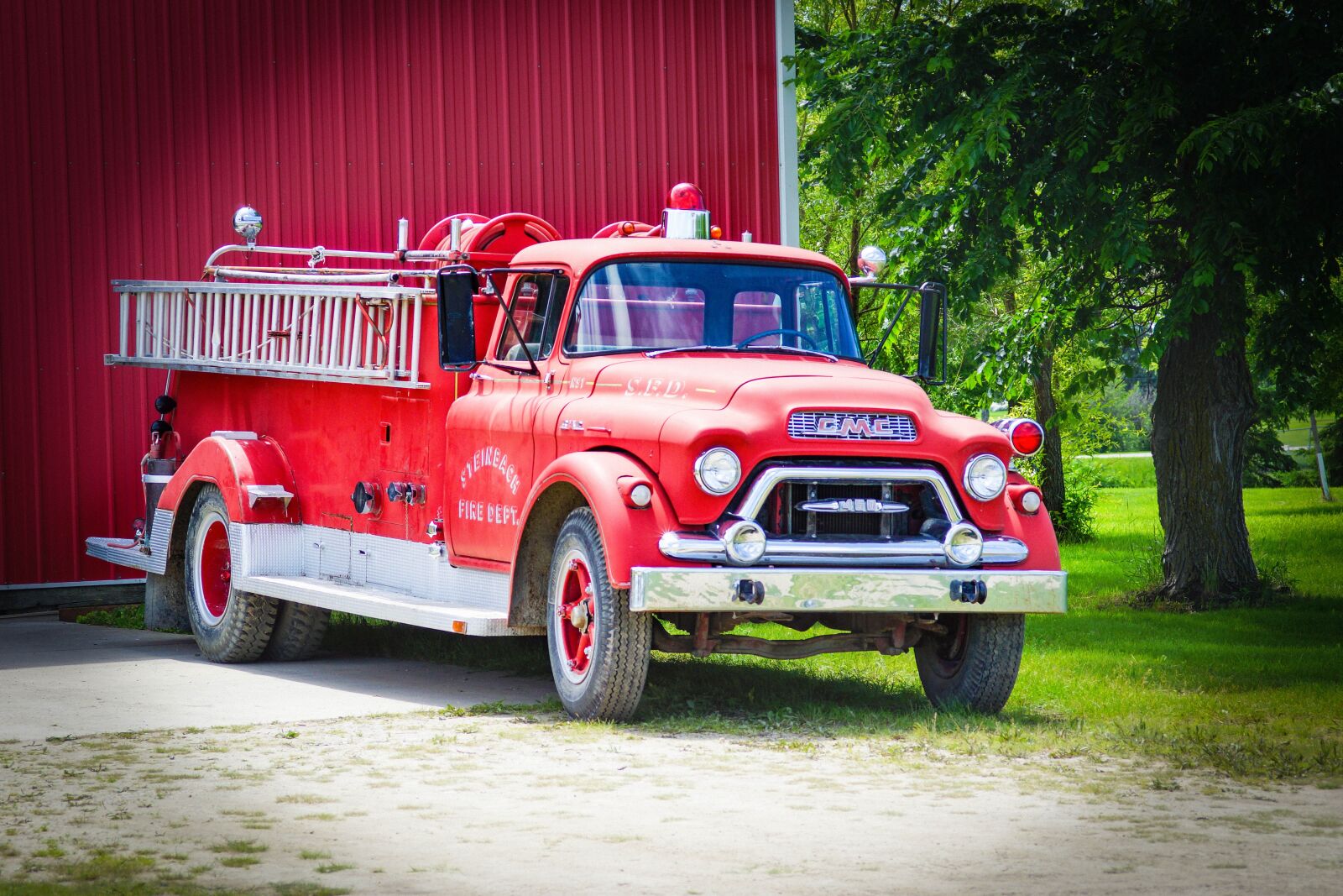 Sony SLT-A77 sample photo. Fire, old, oldtimer photography