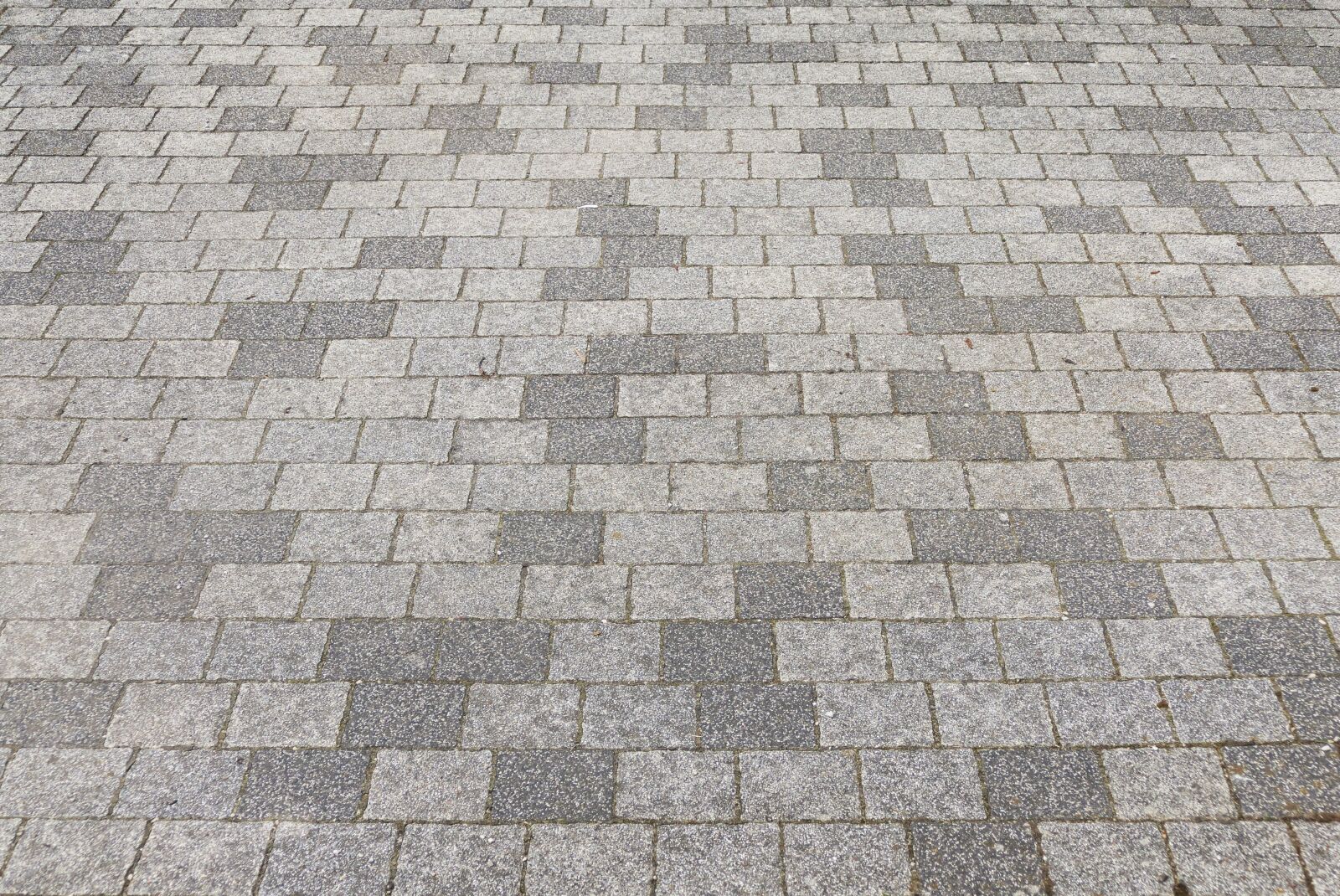 Panasonic Lumix DMC-FZ1000 sample photo. Patch, flooring, paving stones photography