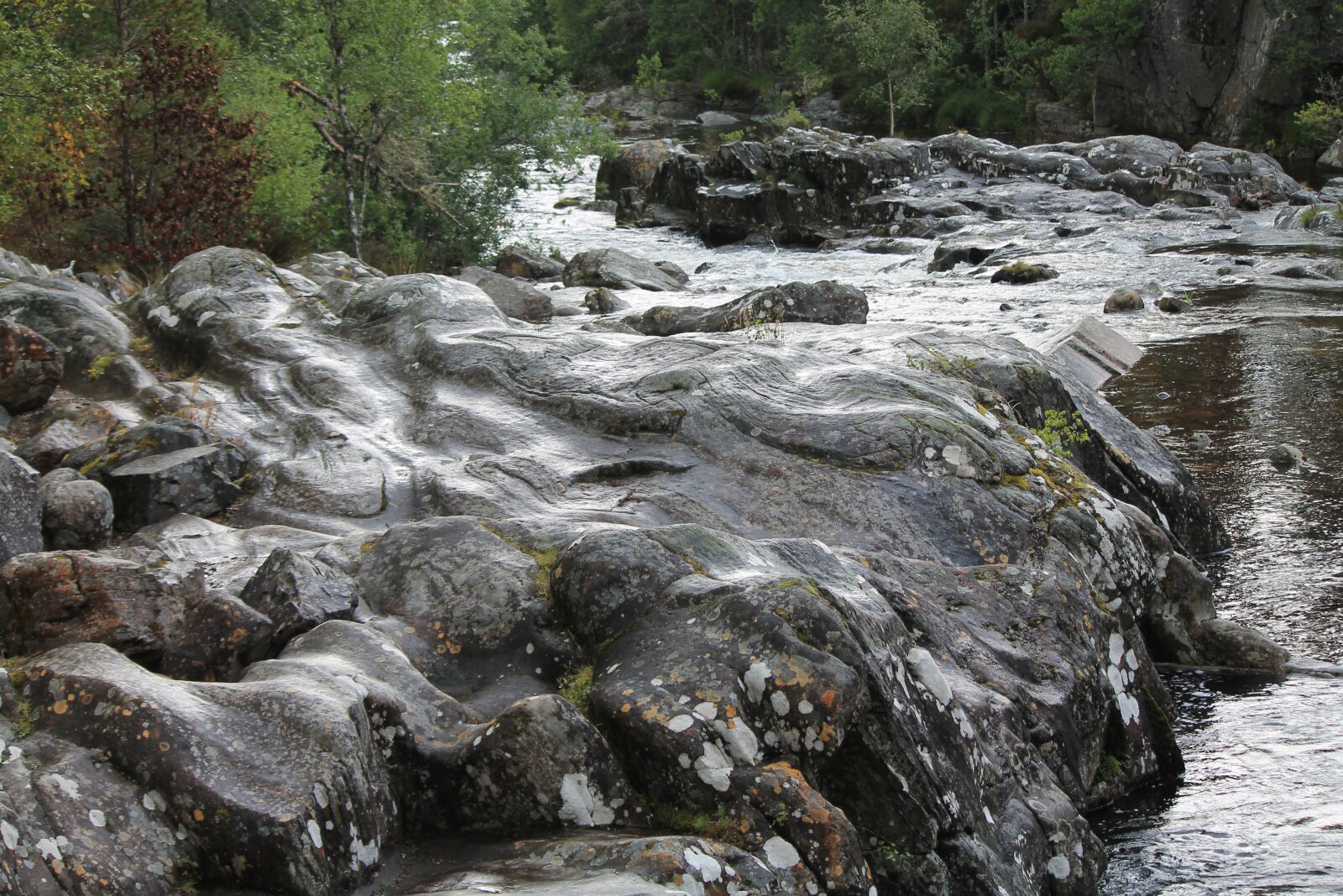 Canon EOS 1100D (EOS Rebel T3 / EOS Kiss X50) sample photo. Water, waterfall, river photography