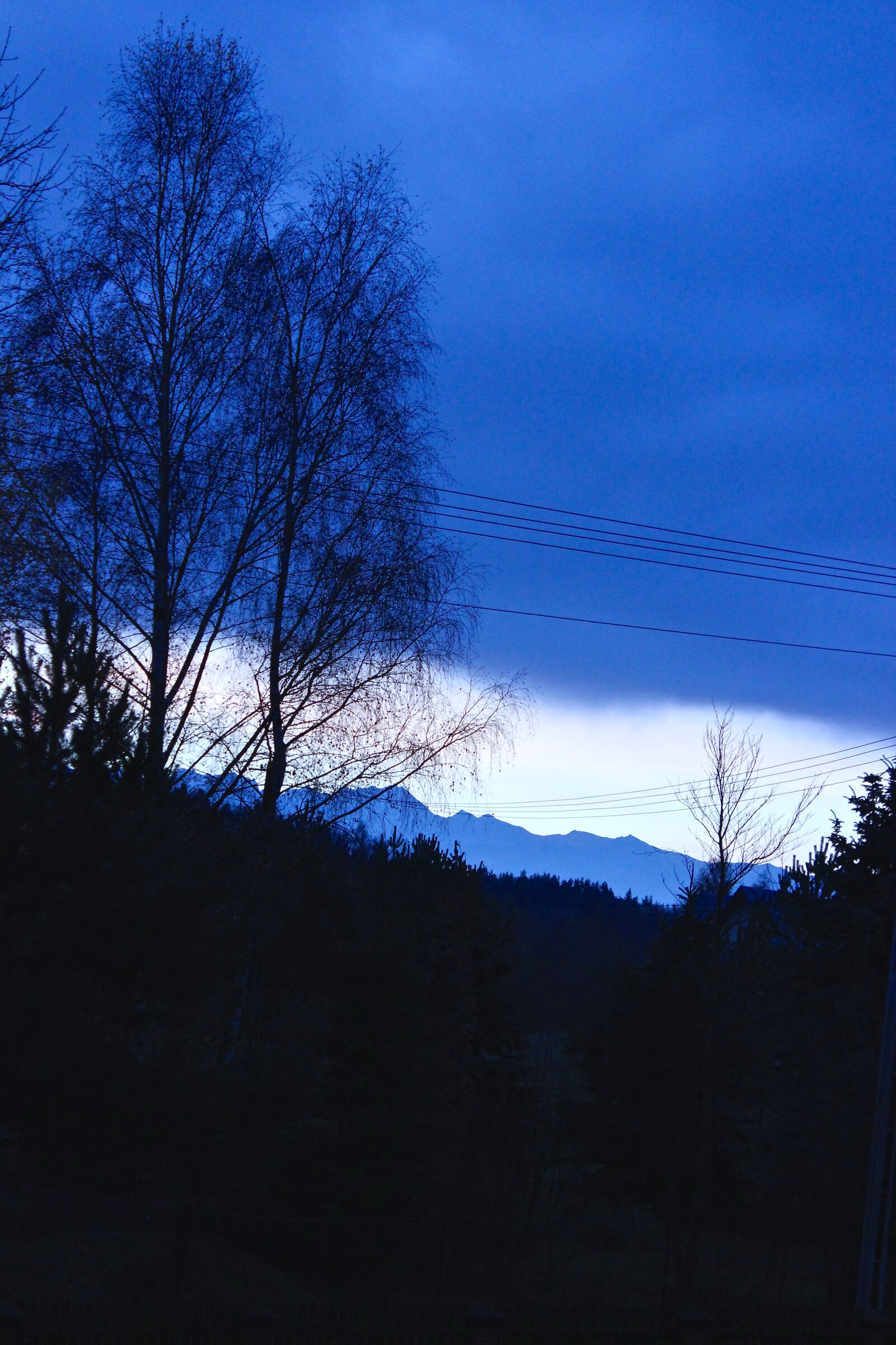 Canon EOS 600D (Rebel EOS T3i / EOS Kiss X5) sample photo. Mountains, sky photography