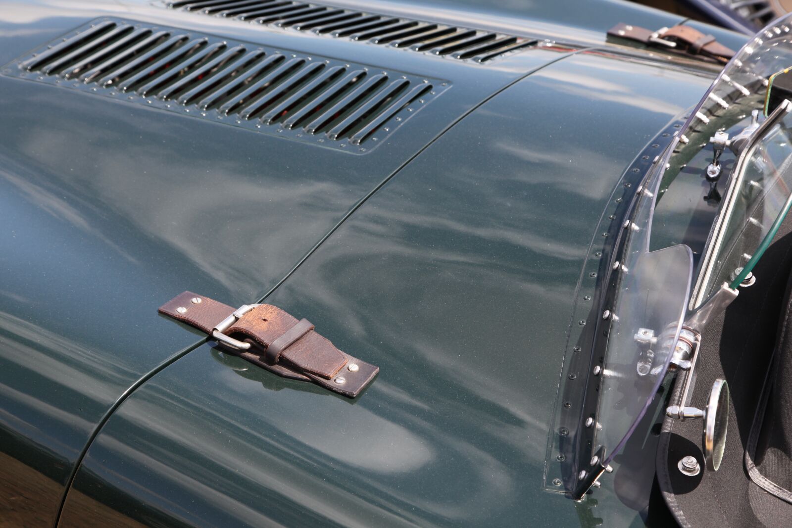 Canon EOS 5D Mark II sample photo. Car, classical, automobile photography