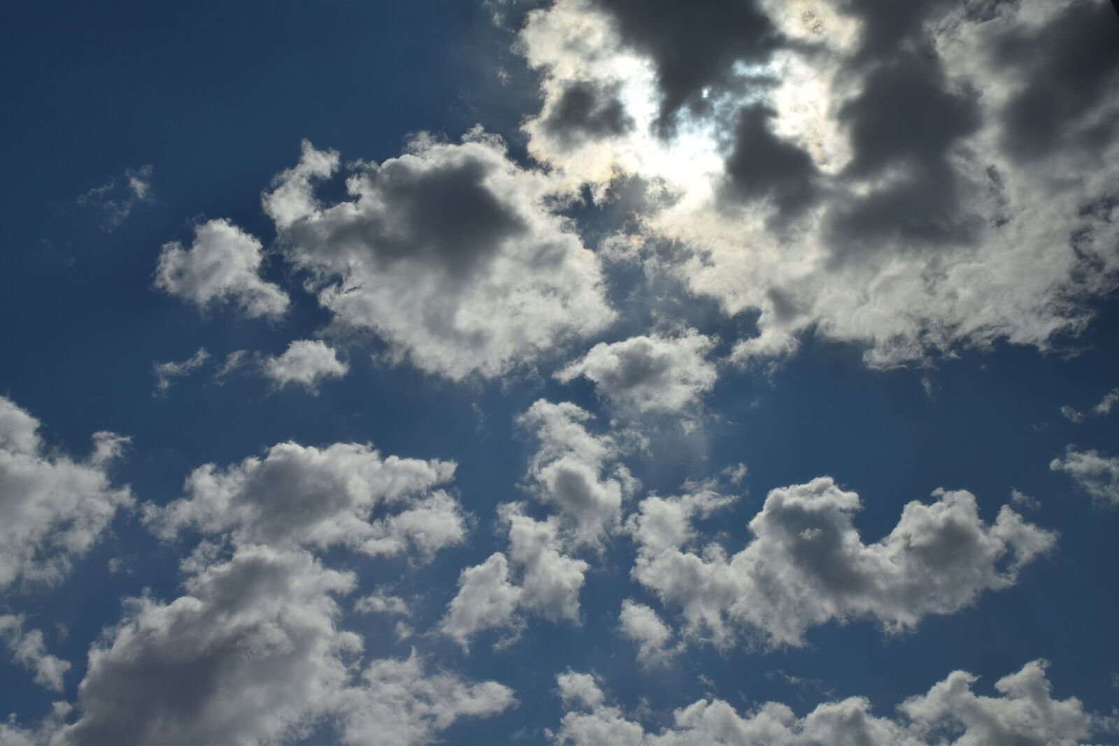 Nikon D3300 sample photo. Cloudy, blue, sky photography