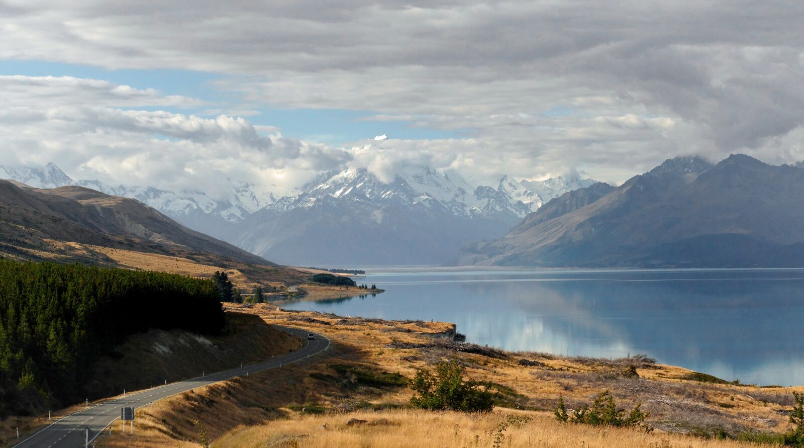 Panasonic Lumix DMC-FZ1000 sample photo. Lake pukaki, alpine, mount photography