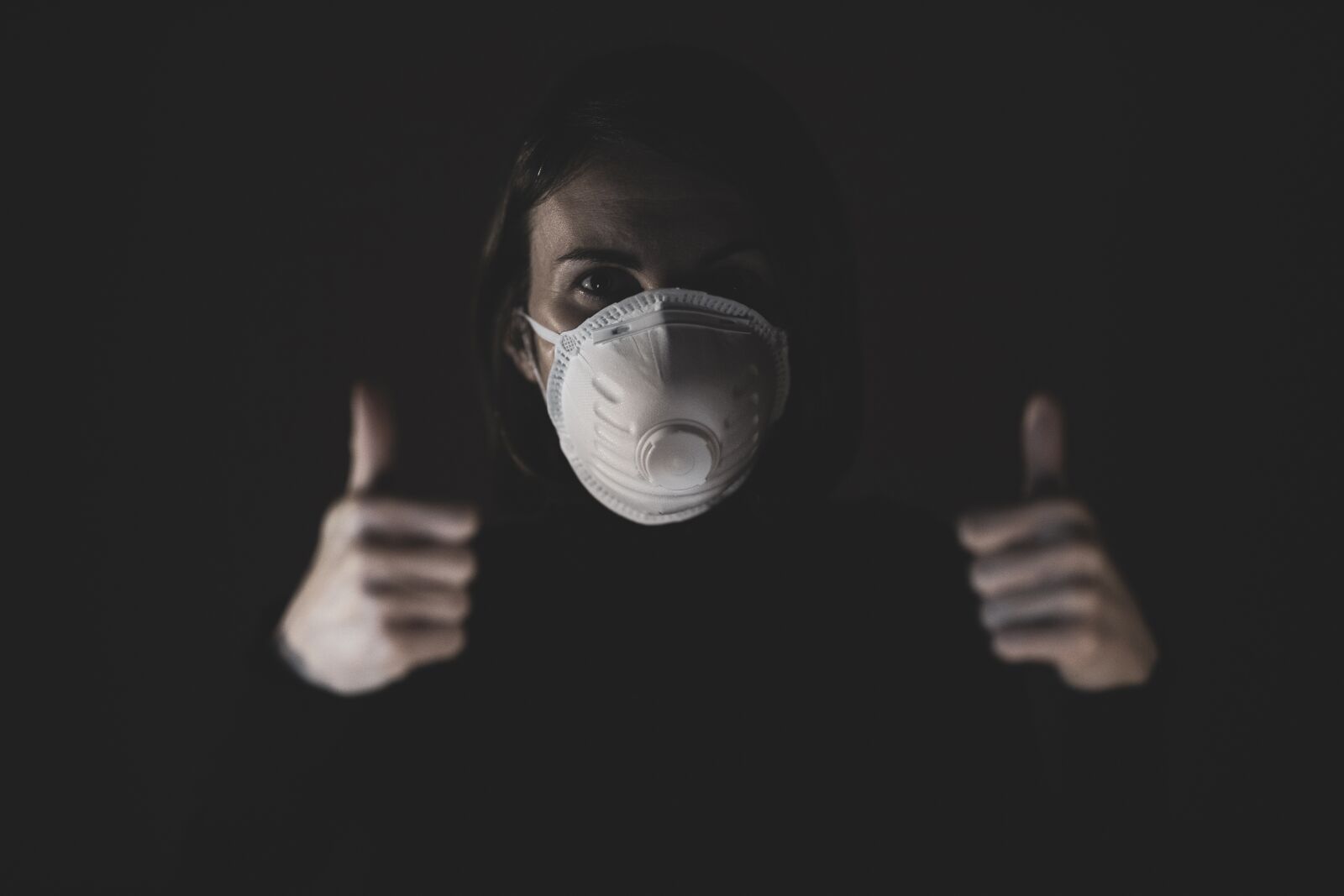 Canon RF 85mm F1.2L USM sample photo. Coronavirus, mask, virus photography