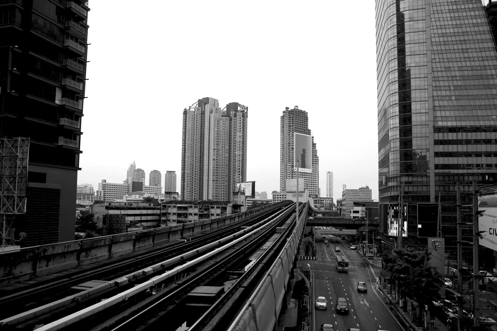 Canon EOS 60D sample photo. City, bangkok, train photography