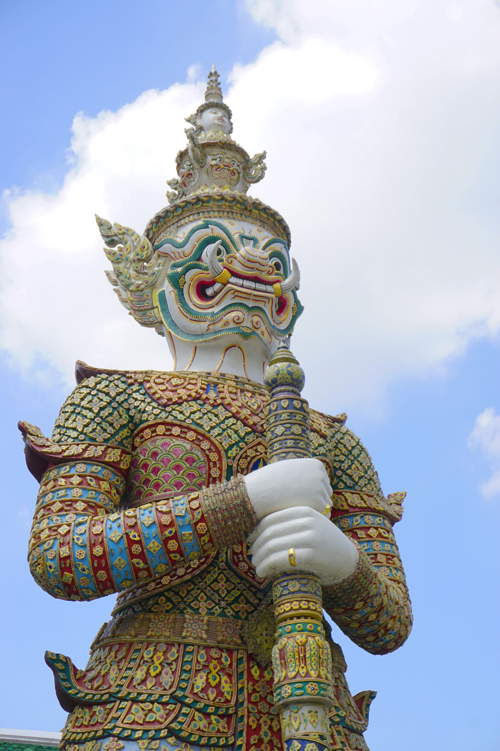 Sony a6000 sample photo. Wat phra kaew, yaksha photography