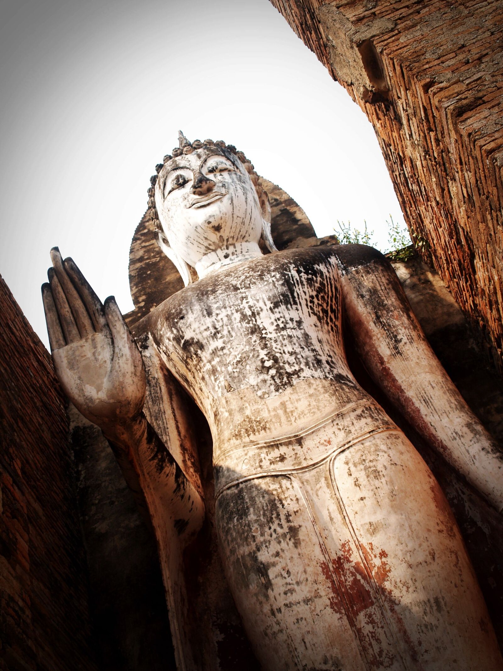 Olympus E-300 (EVOLT E-300) sample photo. Ancient, architecture, art photography