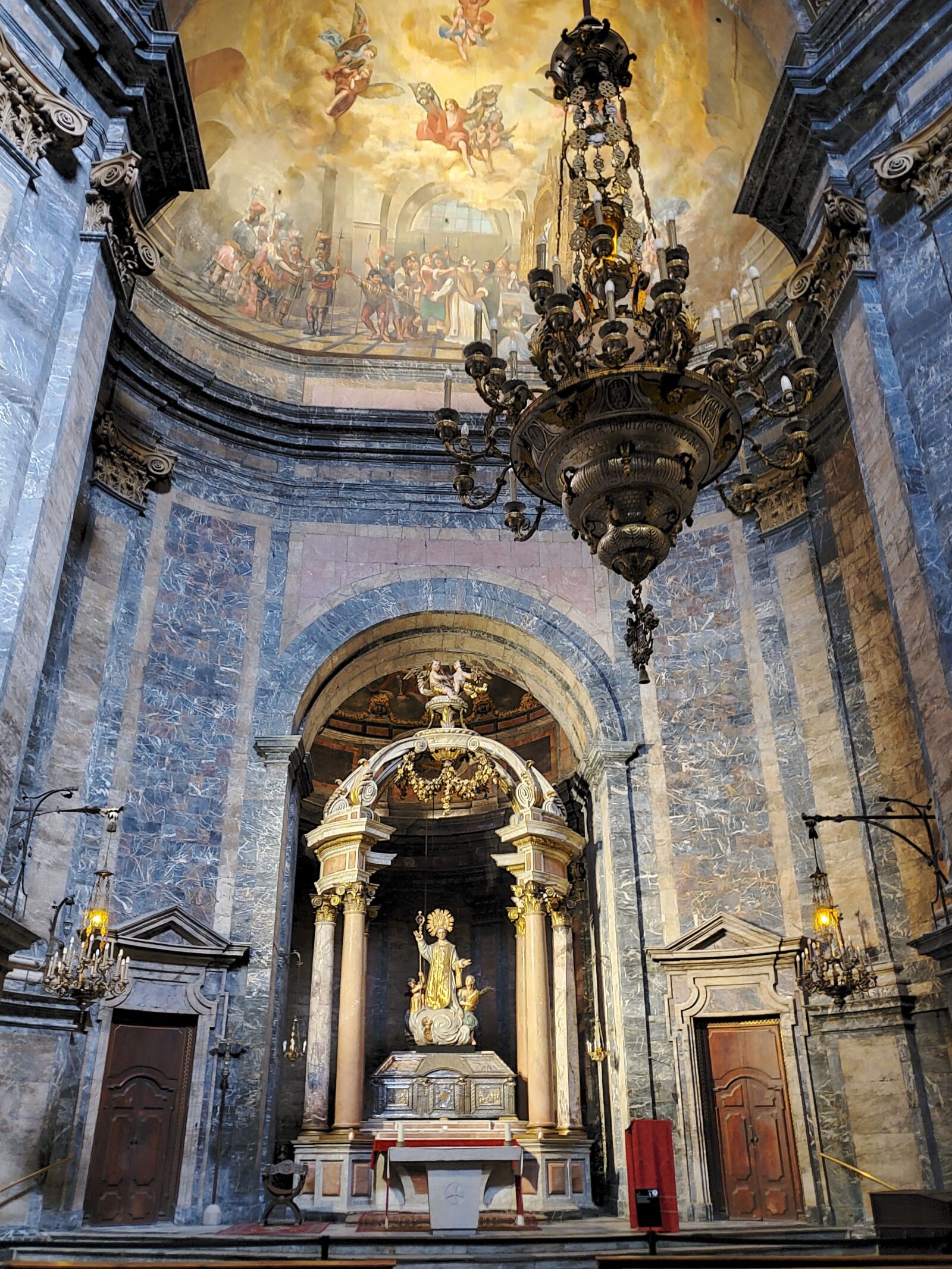 Samsung SM-G973U1 sample photo. Travel, church, architecture photography