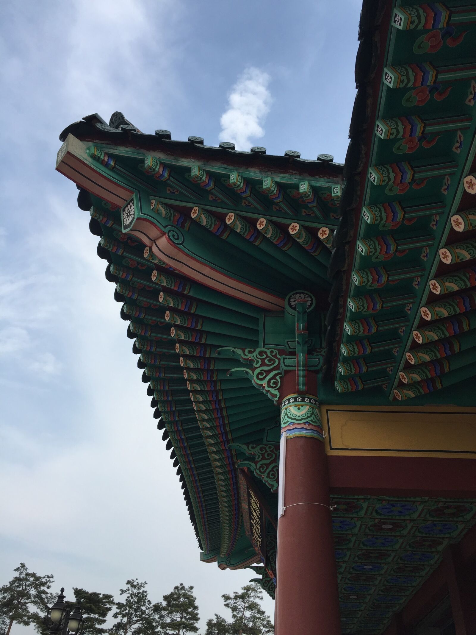 iPhone 6 Plus back camera 4.15mm f/2.2 sample photo. Ganglung, korea photography