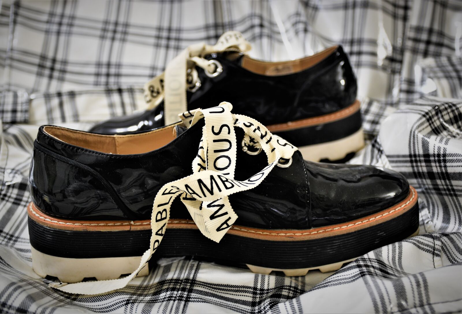 Nikon D5600 sample photo. Shoes, black shoes, fashion photography