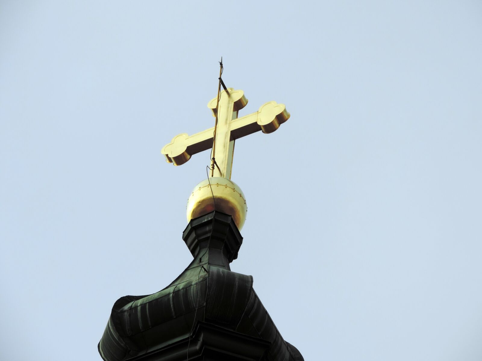 Nikon Coolpix P520 sample photo. Blue sky, church tower photography
