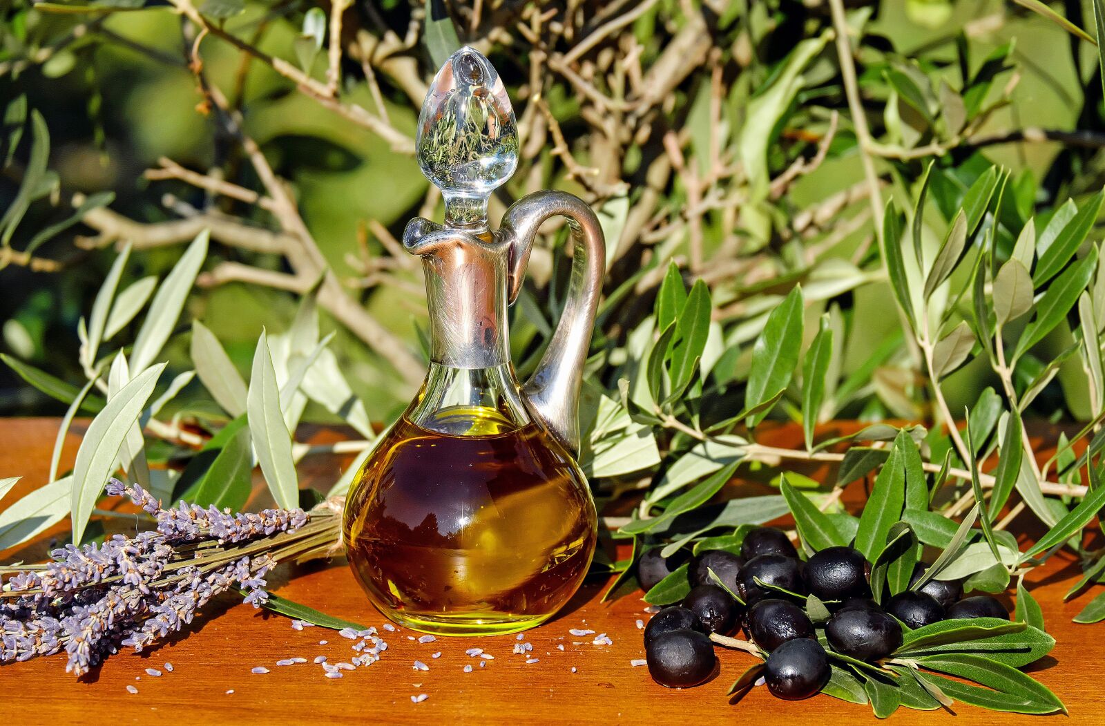 Fujifilm X-T10 + Fujifilm XC 50-230mm F4.5-6.7 OIS sample photo. Olive oil, oil, food photography