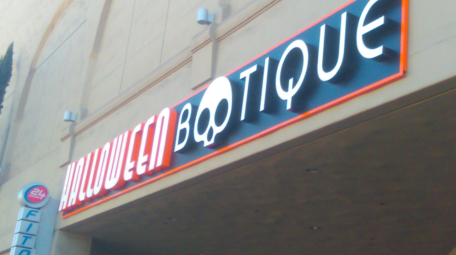 HTC DESIRE 610 sample photo. Commercial sign brea, business photography