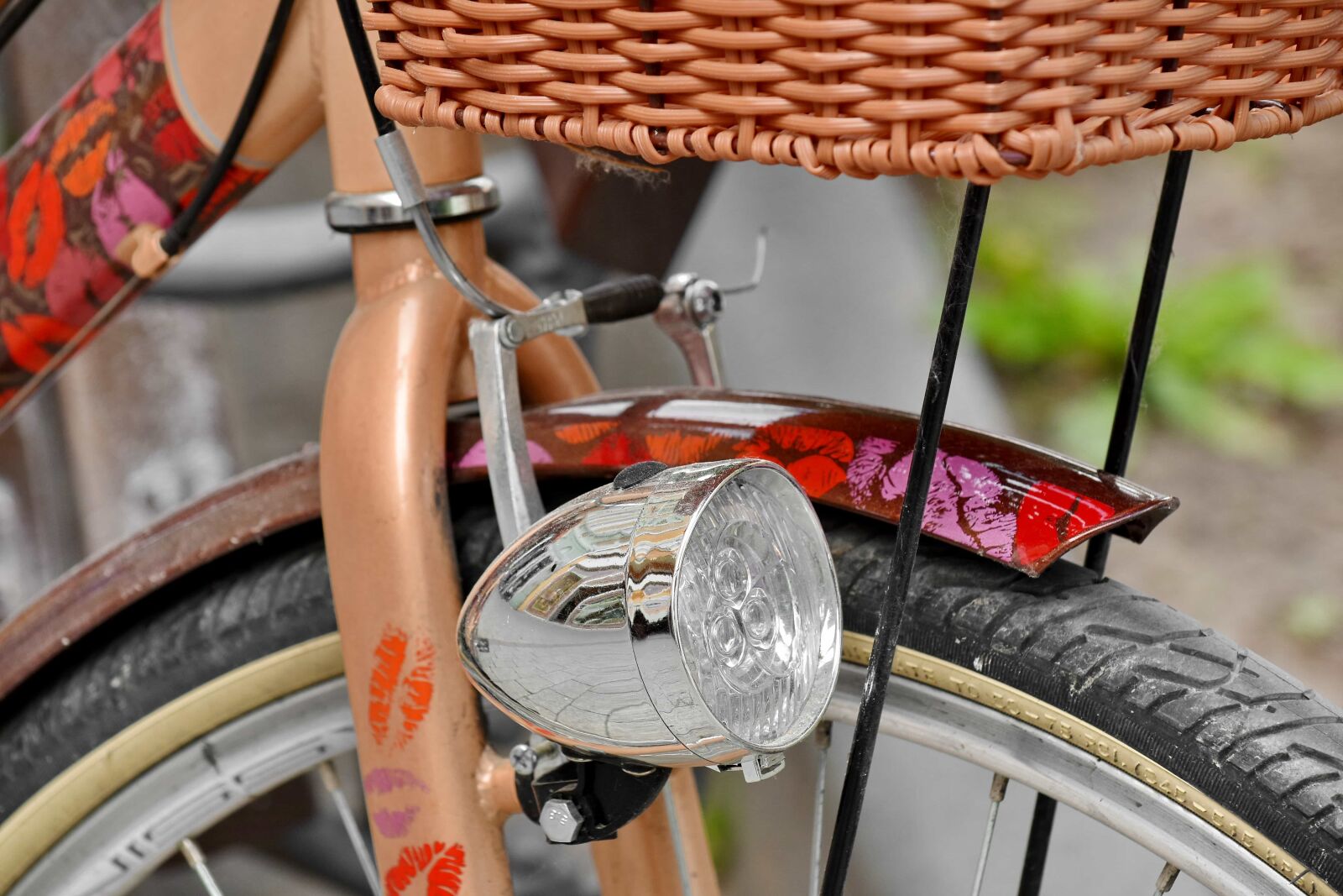 Nikon D5500 sample photo. Bicycle, headlight, vintage, wicker photography