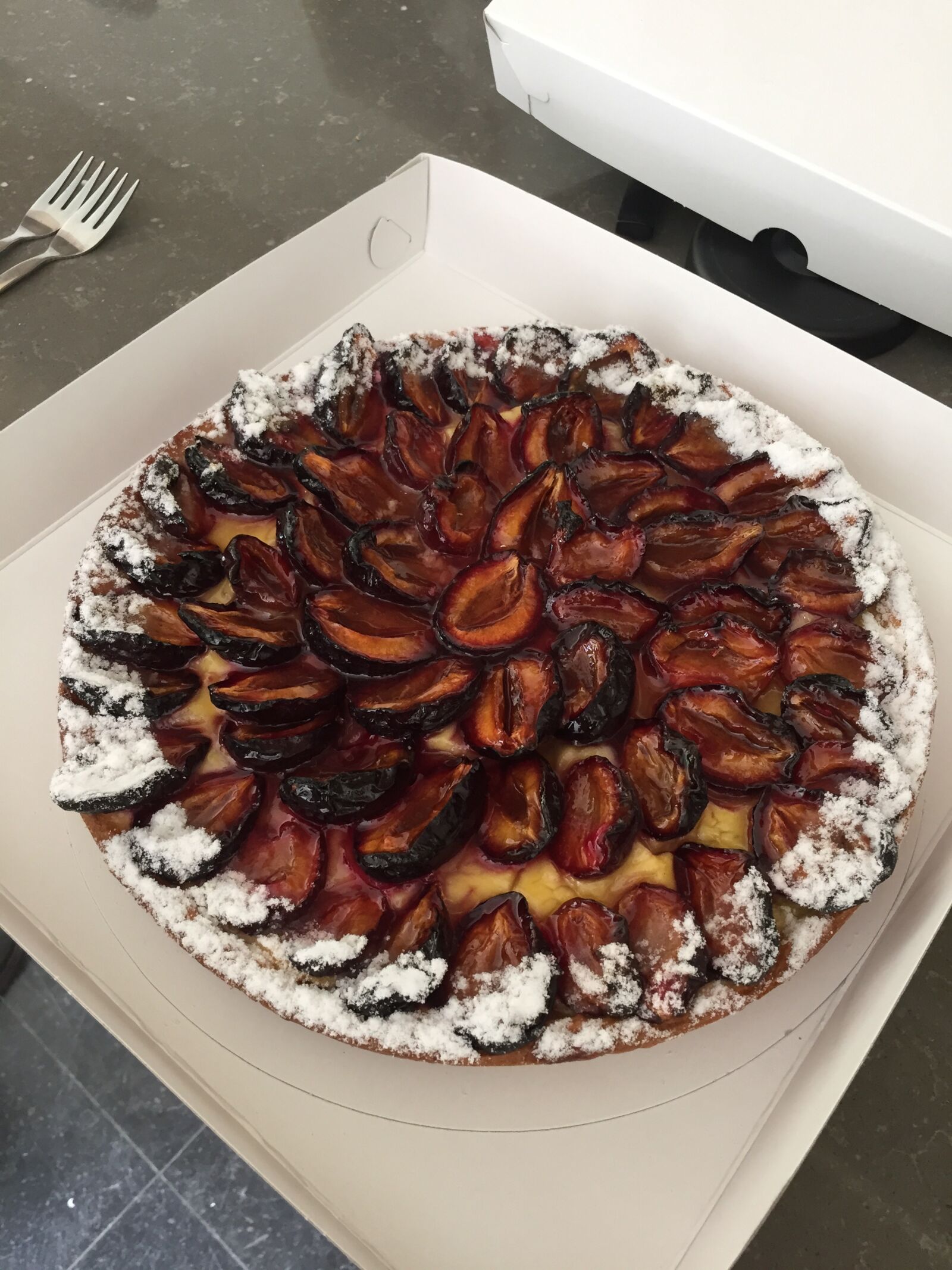 Apple iPhone 6 sample photo. Flan, limburg, plums photography