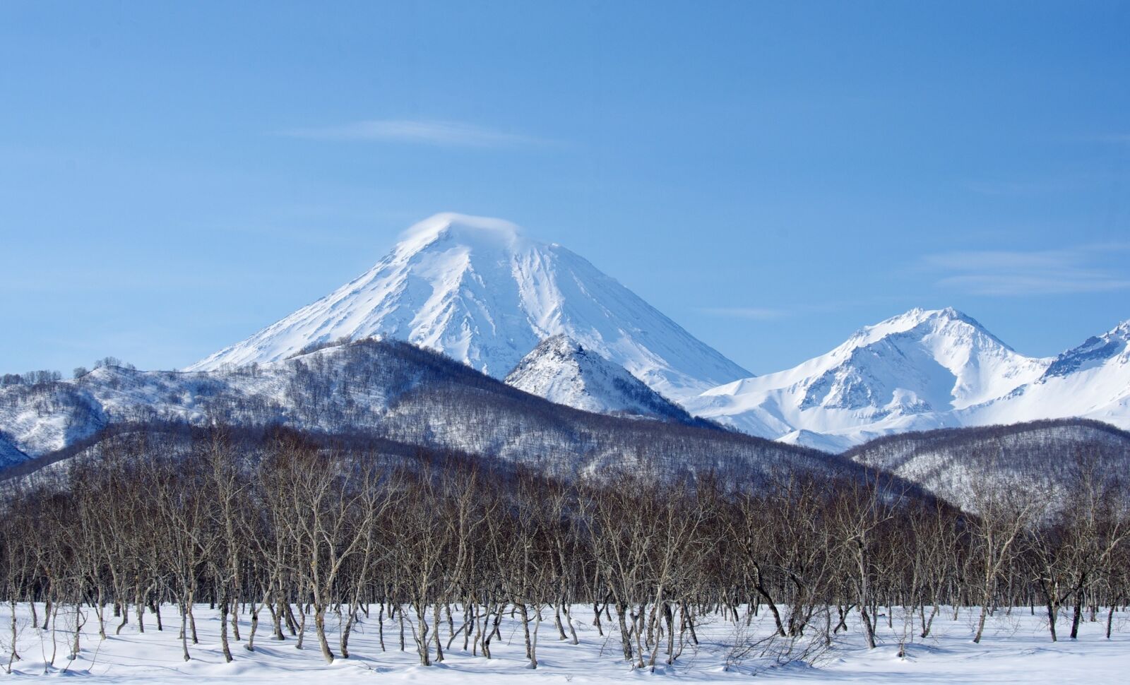 Pentax K-5 sample photo. Volcanoes, mountains, winter photography