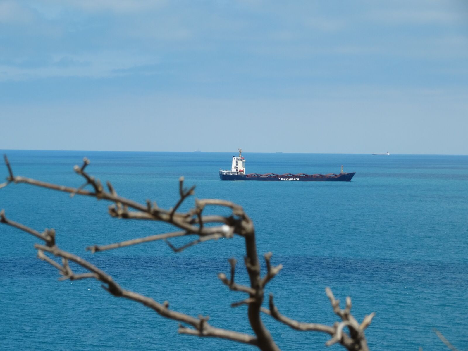 Sony Cyber-shot DSC-HX300 sample photo. Ship, sea, tree photography