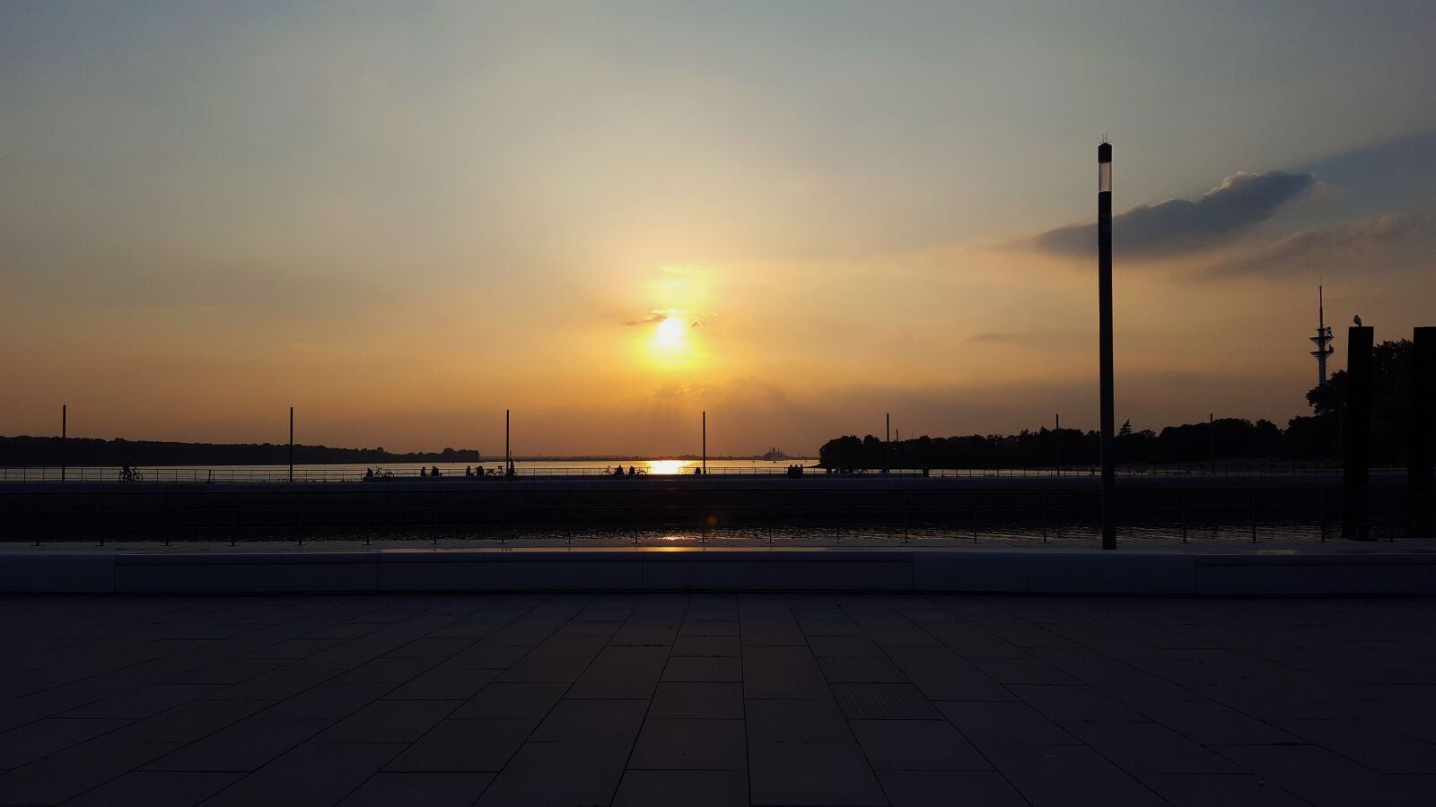 Samsung Galaxy S6 sample photo. Pier, wedel, elbe photography