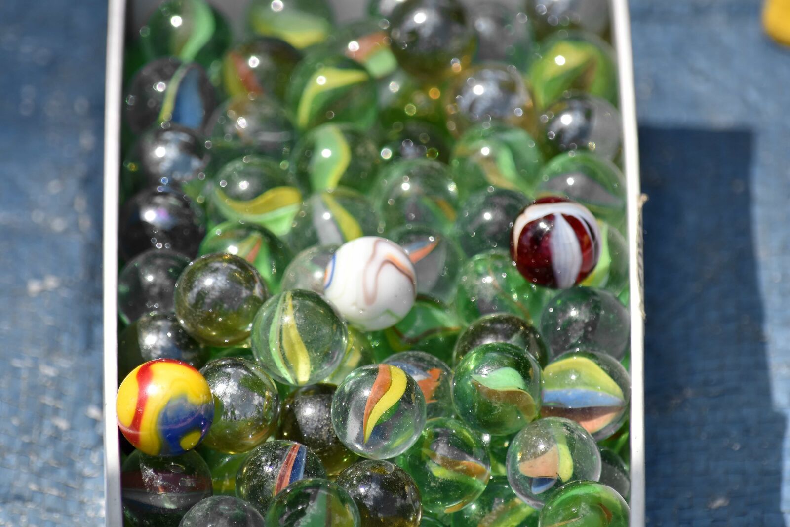 Nikon D5500 sample photo. Glass, toys, nature, shining photography