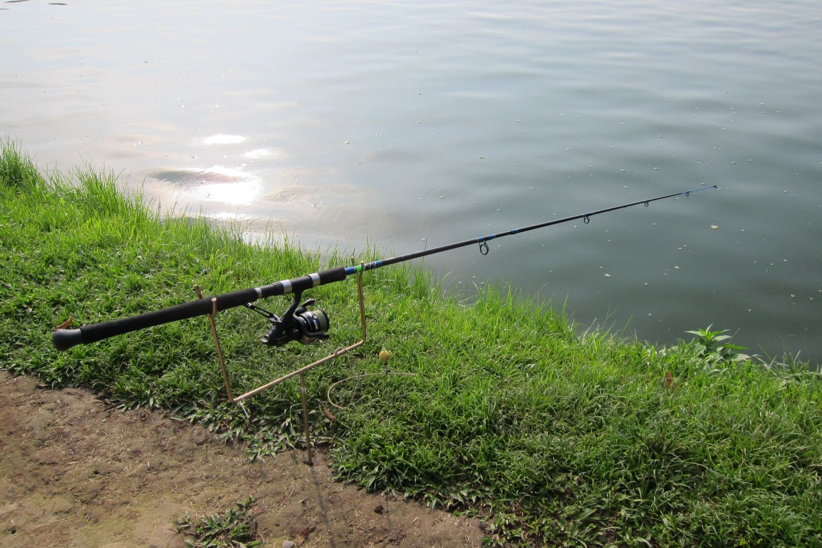 Canon PowerShot S95 sample photo. Fishing rod, fishing, hobby photography