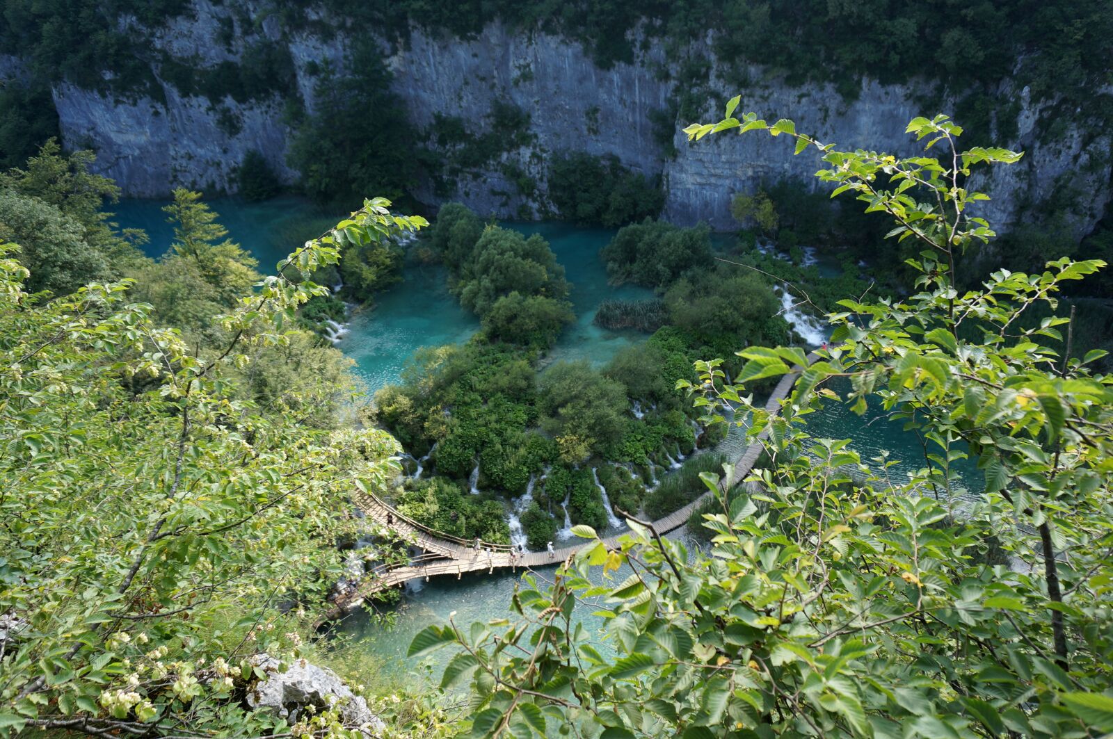 Sony Alpha NEX-6 + Sony E 16-50mm F3.5-5.6 PZ OSS sample photo. Plitvice lakes, croatia, national photography