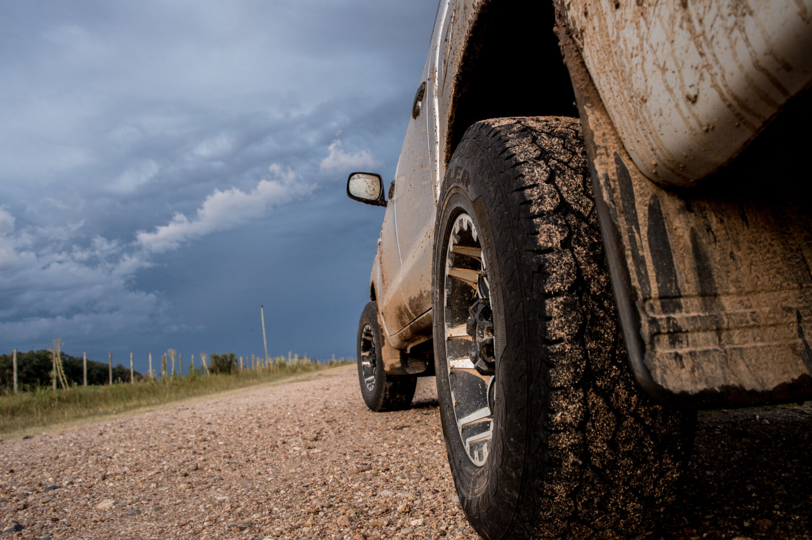 Nikon D3200 sample photo. Cloudy, skies, dirt, hilux photography