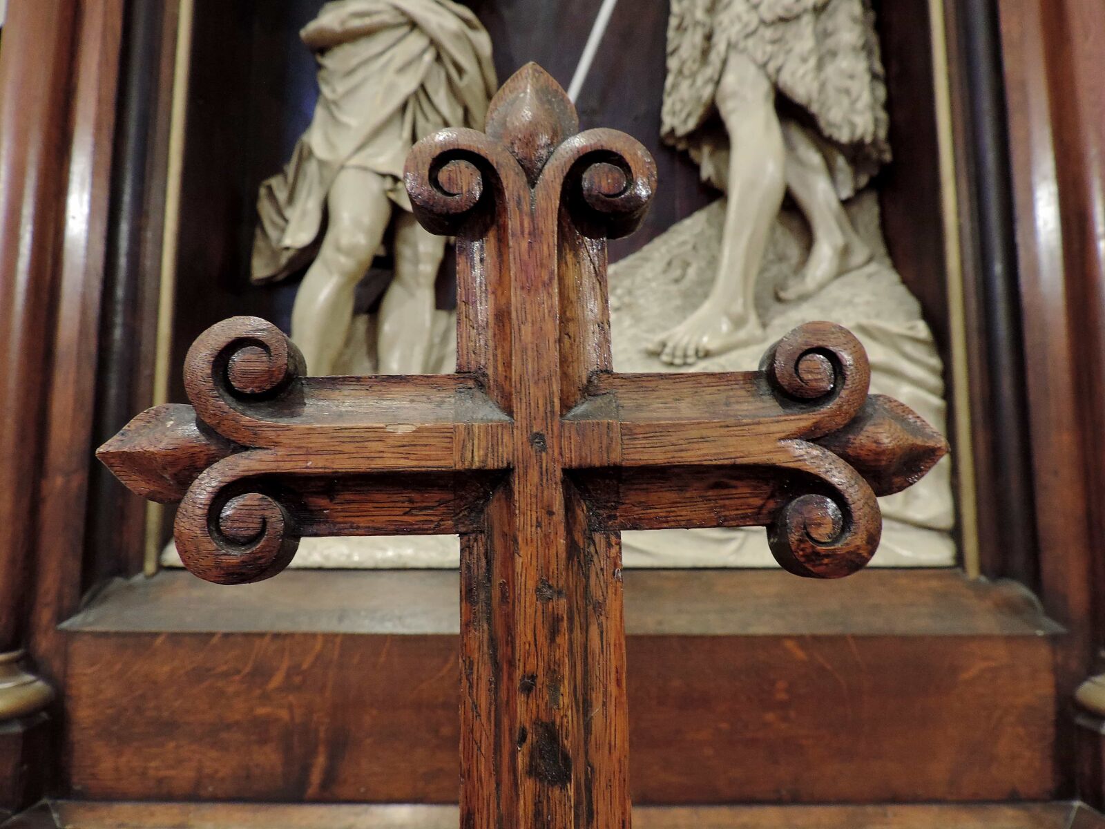 Nikon Coolpix P520 sample photo. Cathedral, christ, christianity, cross photography