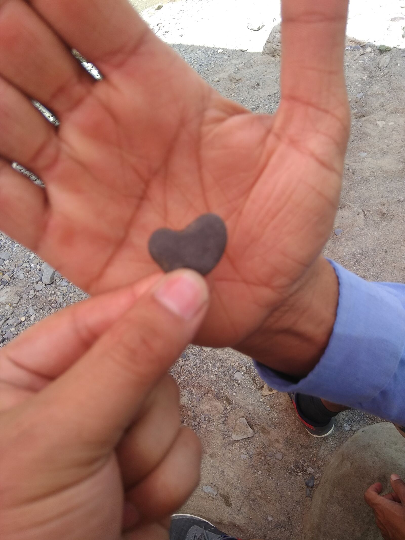 Xiaomi Redmi Note 4 sample photo. Heart, love, stone heart photography