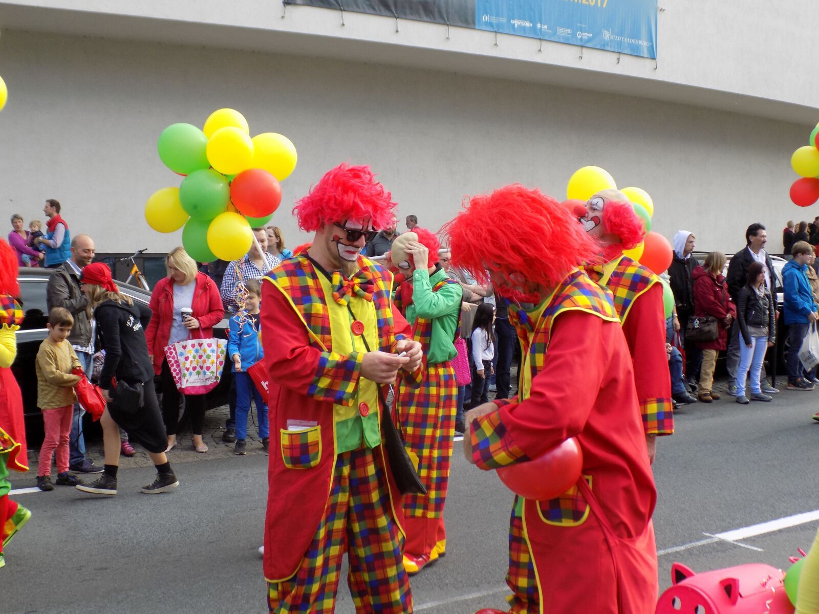 Nikon COOLPIX L340 sample photo. Pageant, clowns, colorful photography