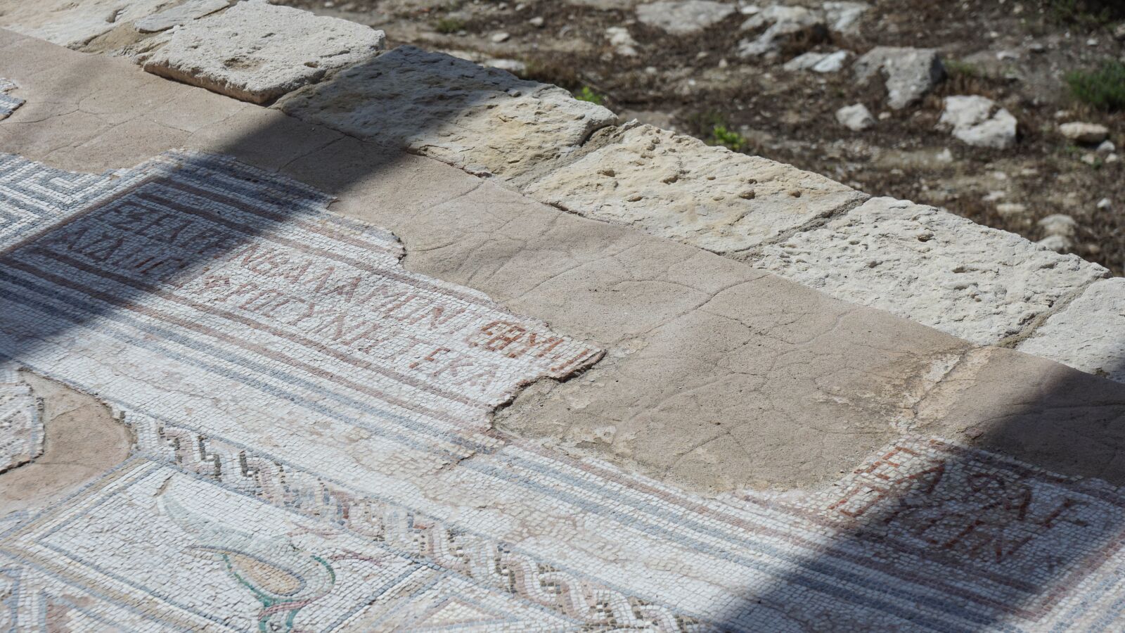 Sony a6000 + Sony Vario-Tessar T* E 16-70mm F4 ZA OSS sample photo. Fresco, cyprus, paphos photography