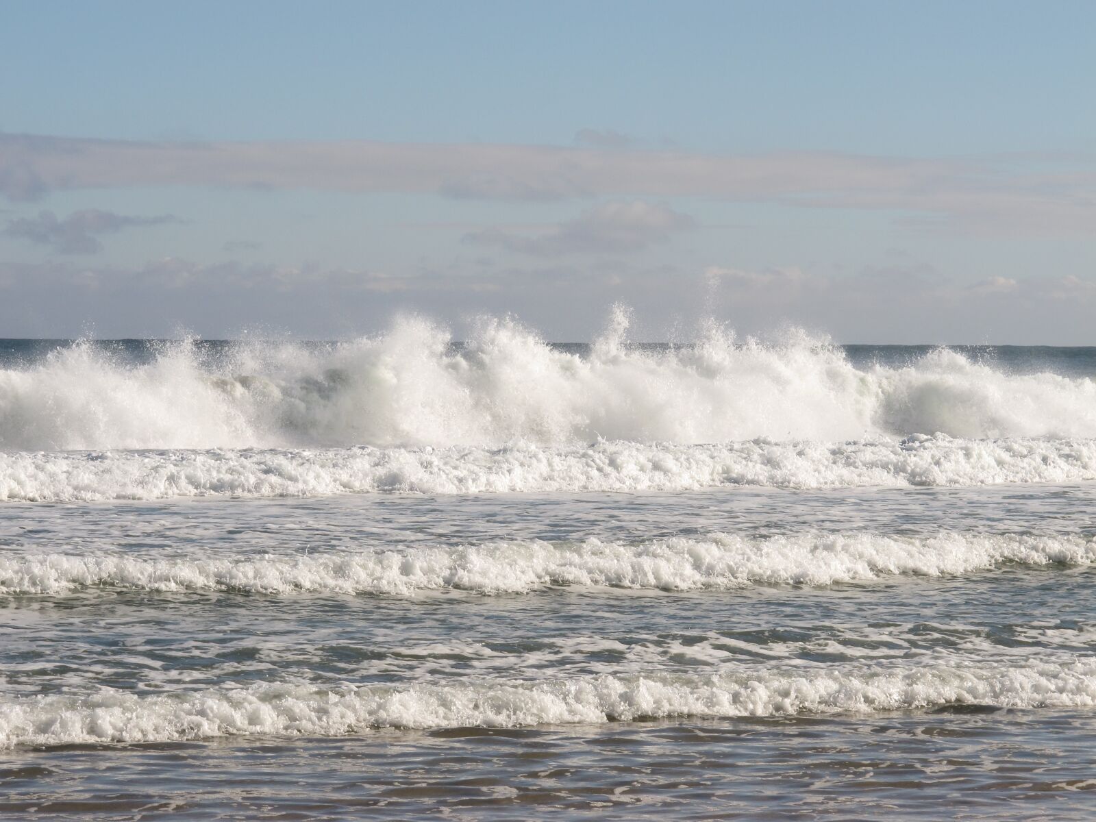 Canon PowerShot G12 sample photo. Waves, sky, foam photography