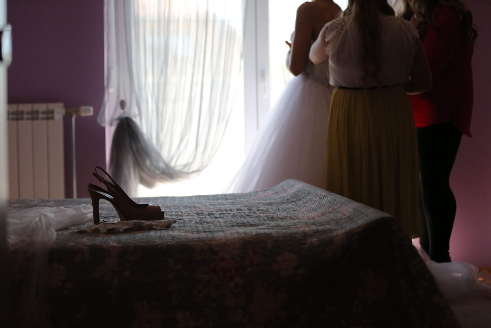 Canon EOS 5D Mark III sample photo. Bed, bedroom, bride, ceremony photography