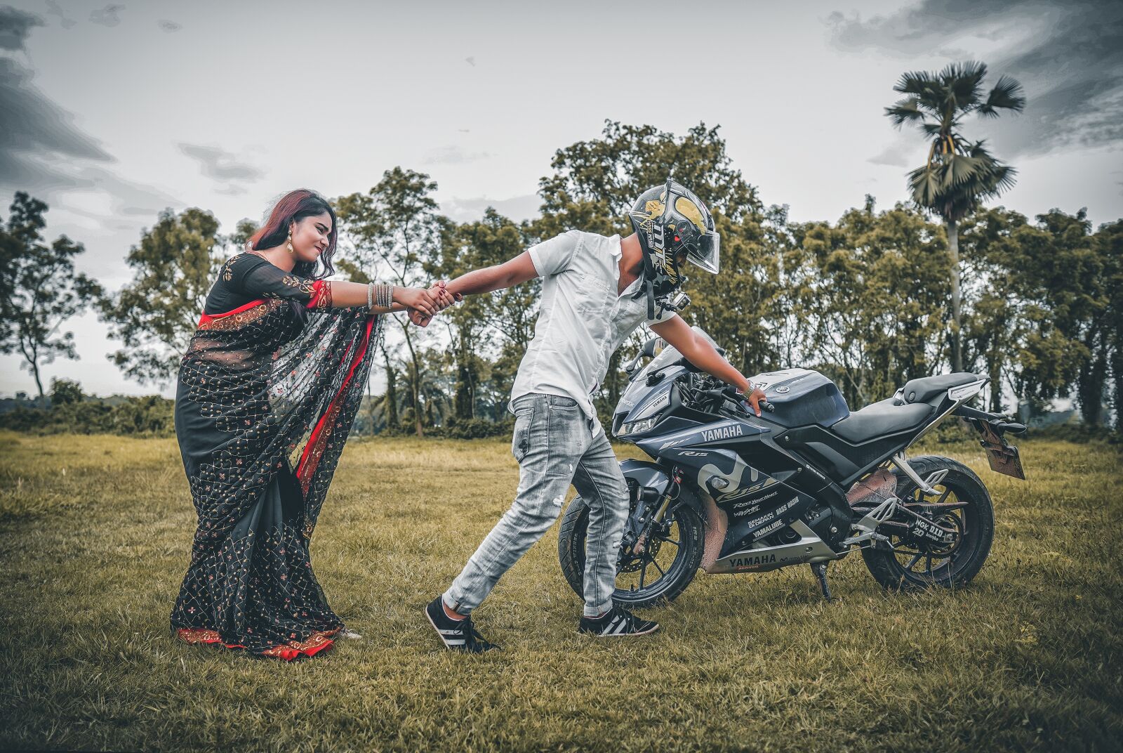 Sony a6400 + Sigma 16mm F1.4 DC DN | C sample photo. Boy, girl, kids photography