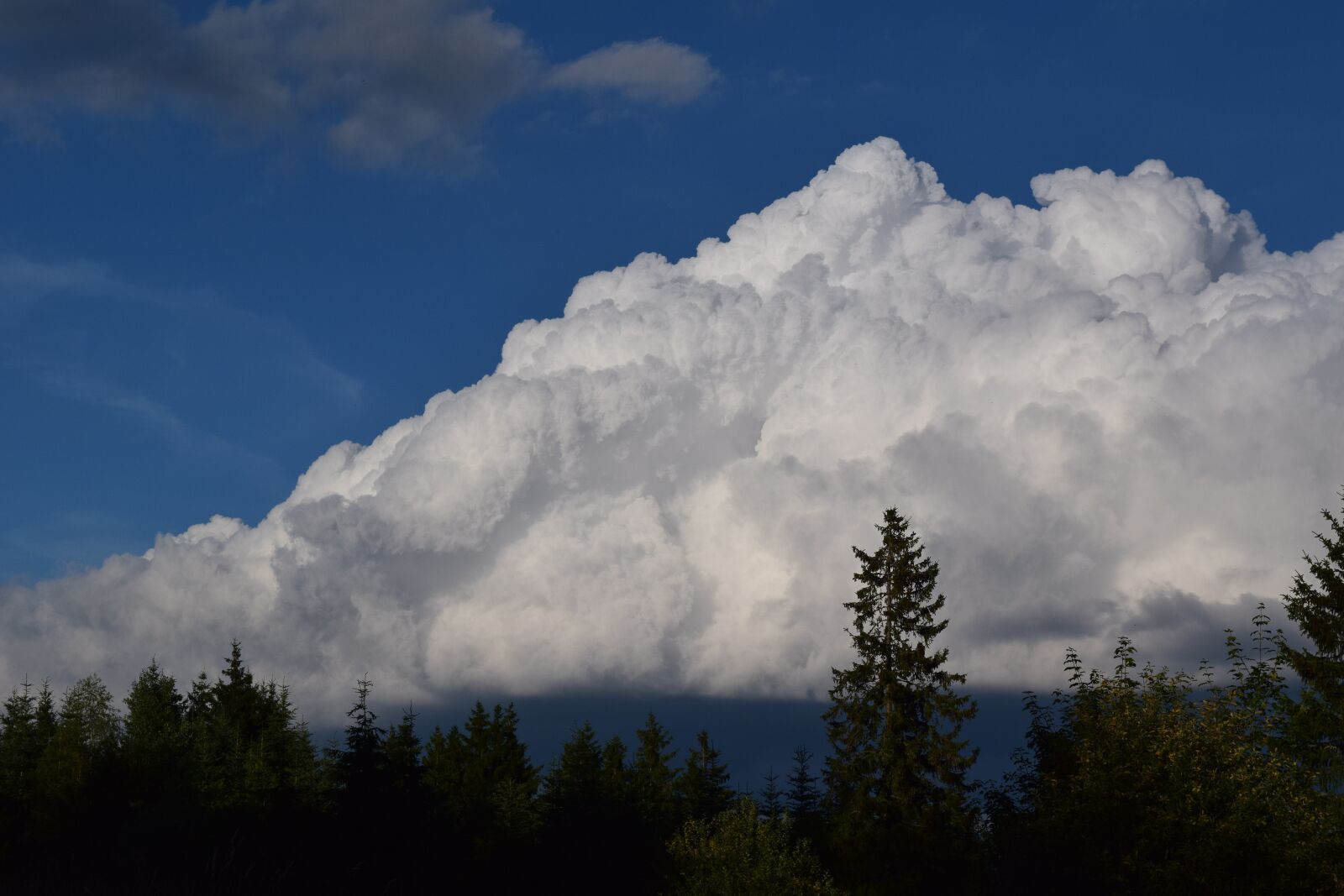 Nikon D3300 sample photo. Clouds, cloud tower, cloudscape photography