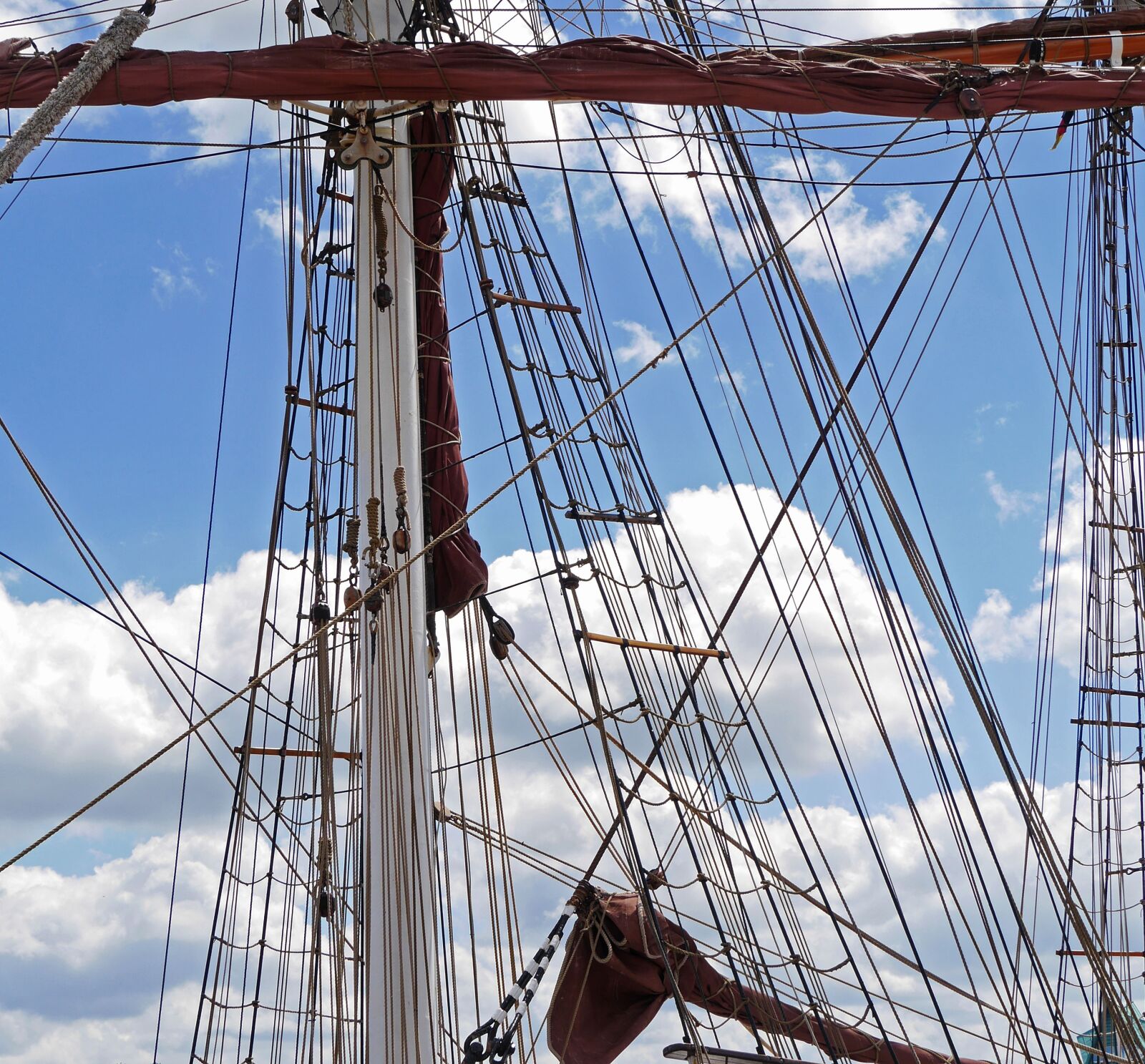 Panasonic Lumix DMC-GH3 sample photo. Rigging, sailing vessel, tall photography
