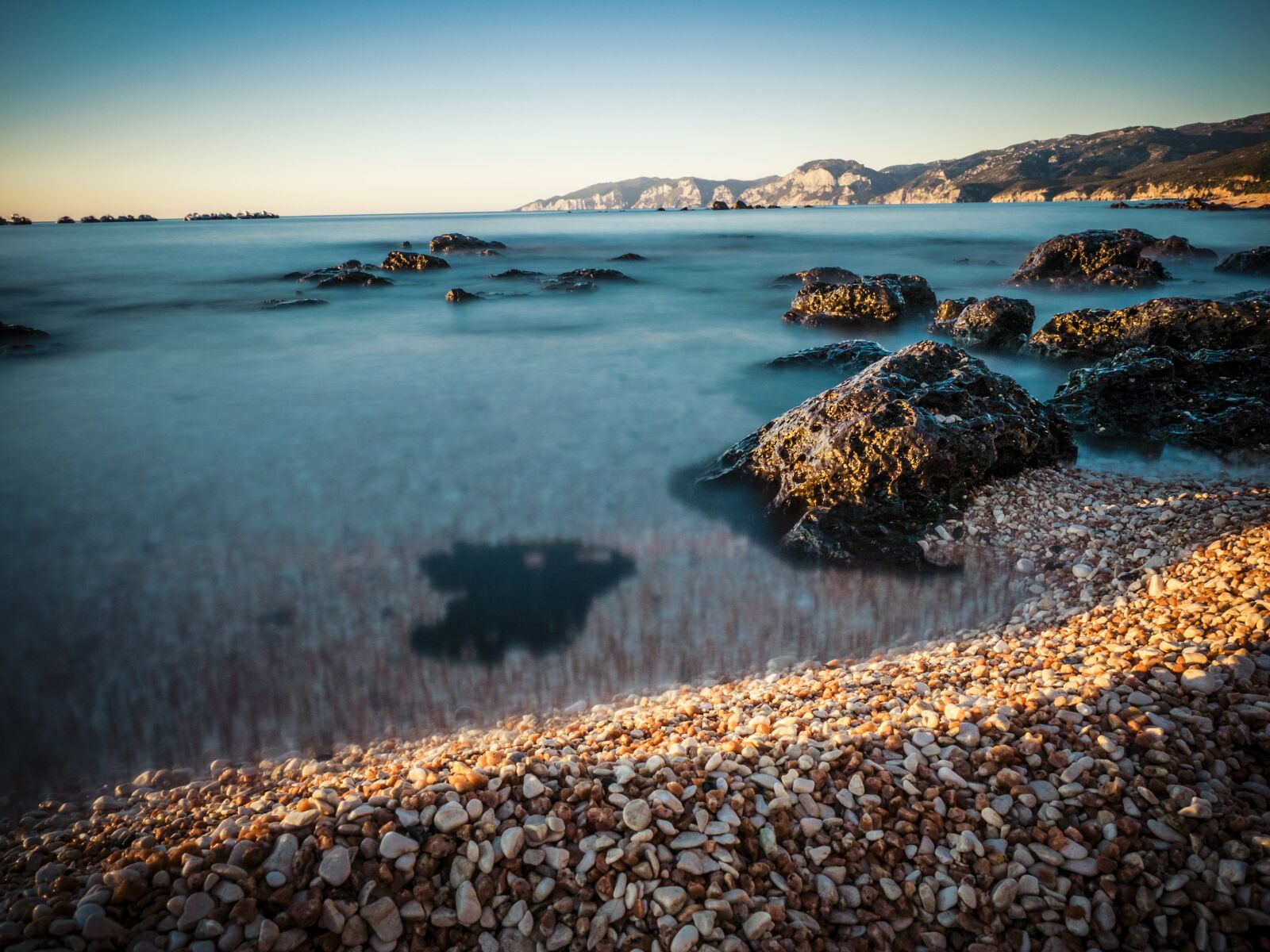Olympus OM-D E-M1 + Olympus M.Zuiko Digital ED 12-40mm F2.8 Pro sample photo. Italy, cala gonone, air photography