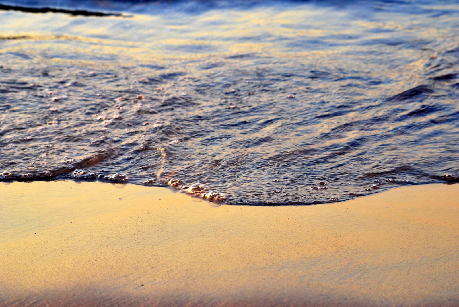 Nikon D60 sample photo. Waves, sea, water photography