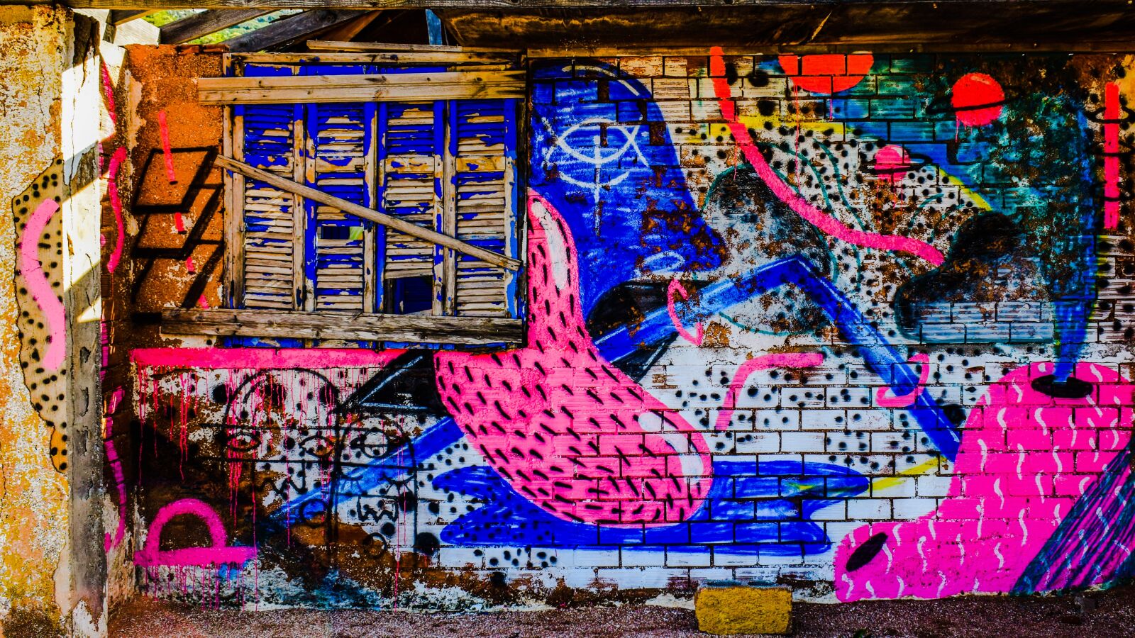 Nikon D3300 sample photo. Wall, damaged, graffiti photography