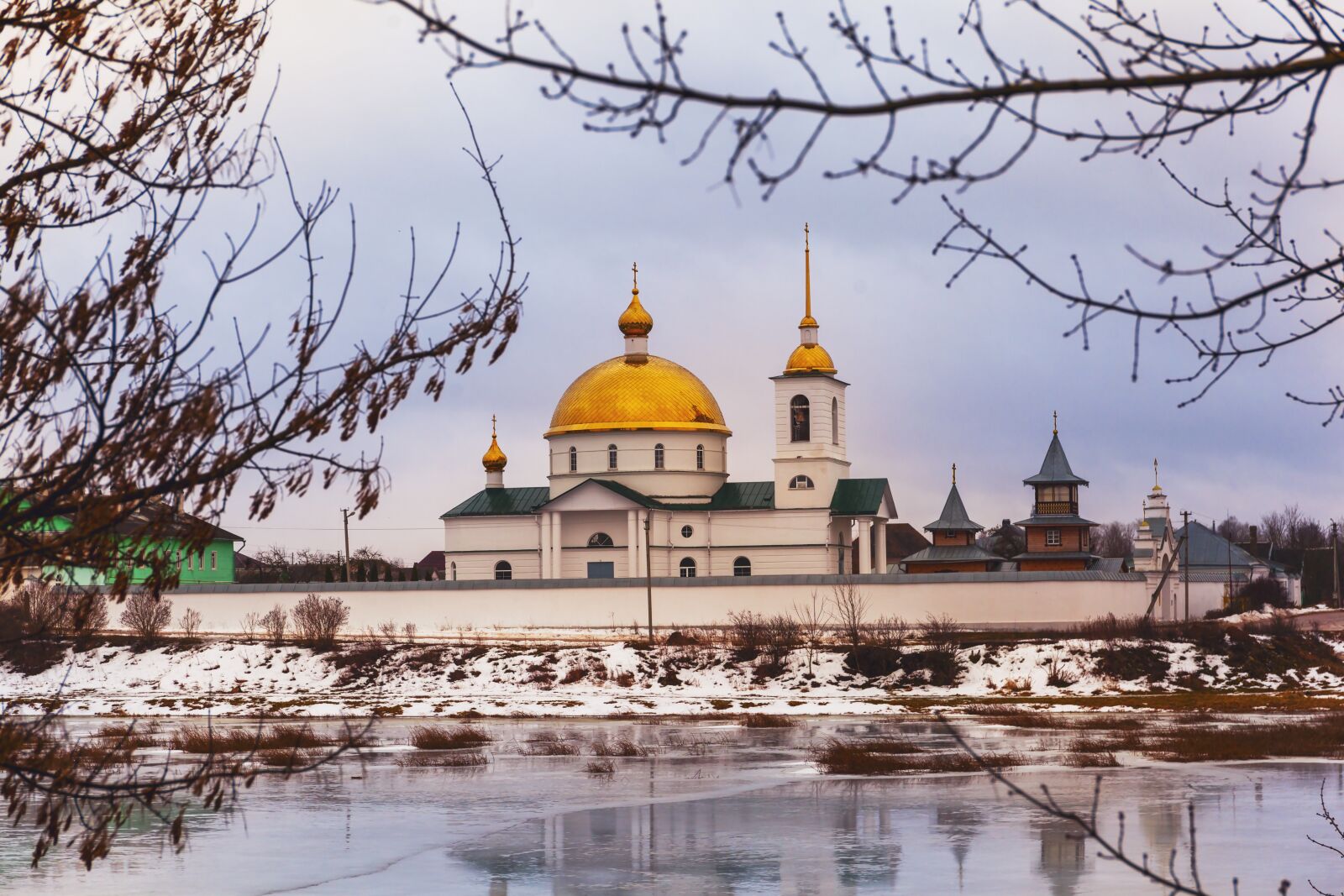 Canon EOS 5D Mark II sample photo. Island, convent, dome photography