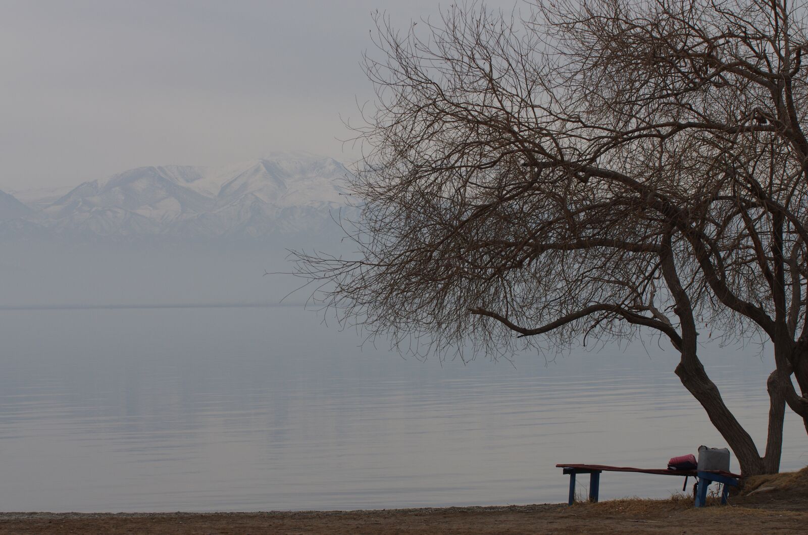 Pentax K-5 sample photo. Loneliness, sea, mountain photography