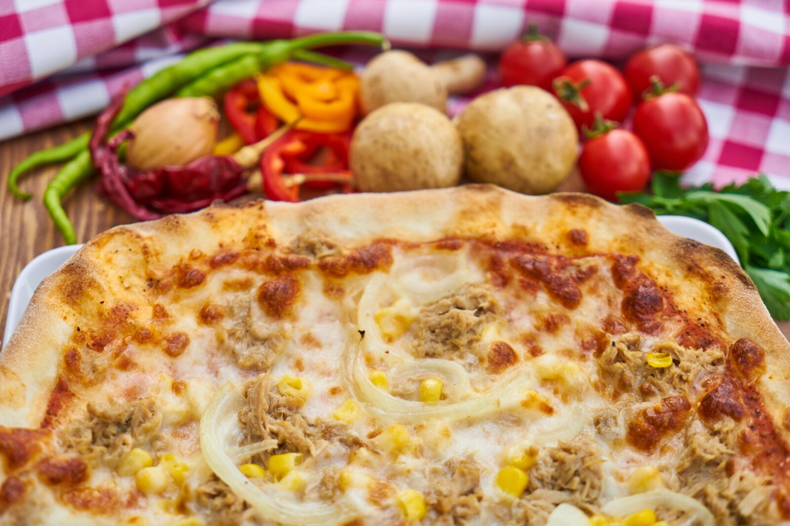 Sony a7R II sample photo. Pizza, food, meat photography