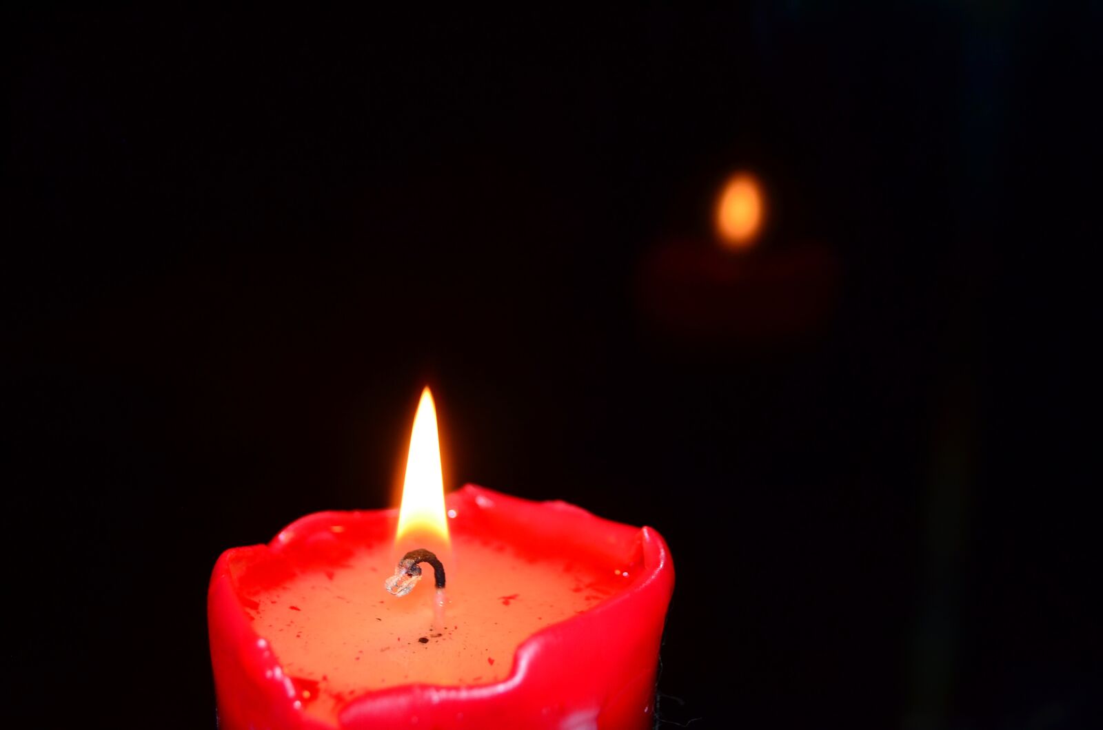 Nikon D5100 sample photo. Candle, burns, red candle photography
